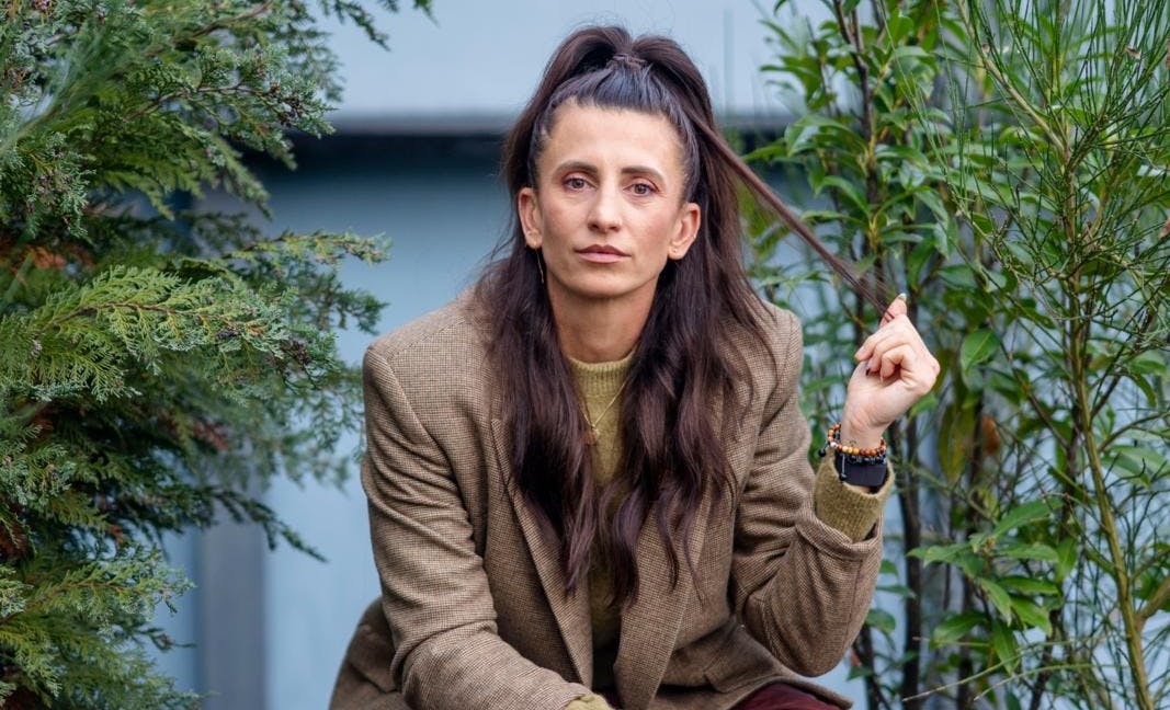 Mie Skov er fortsat indlagt.