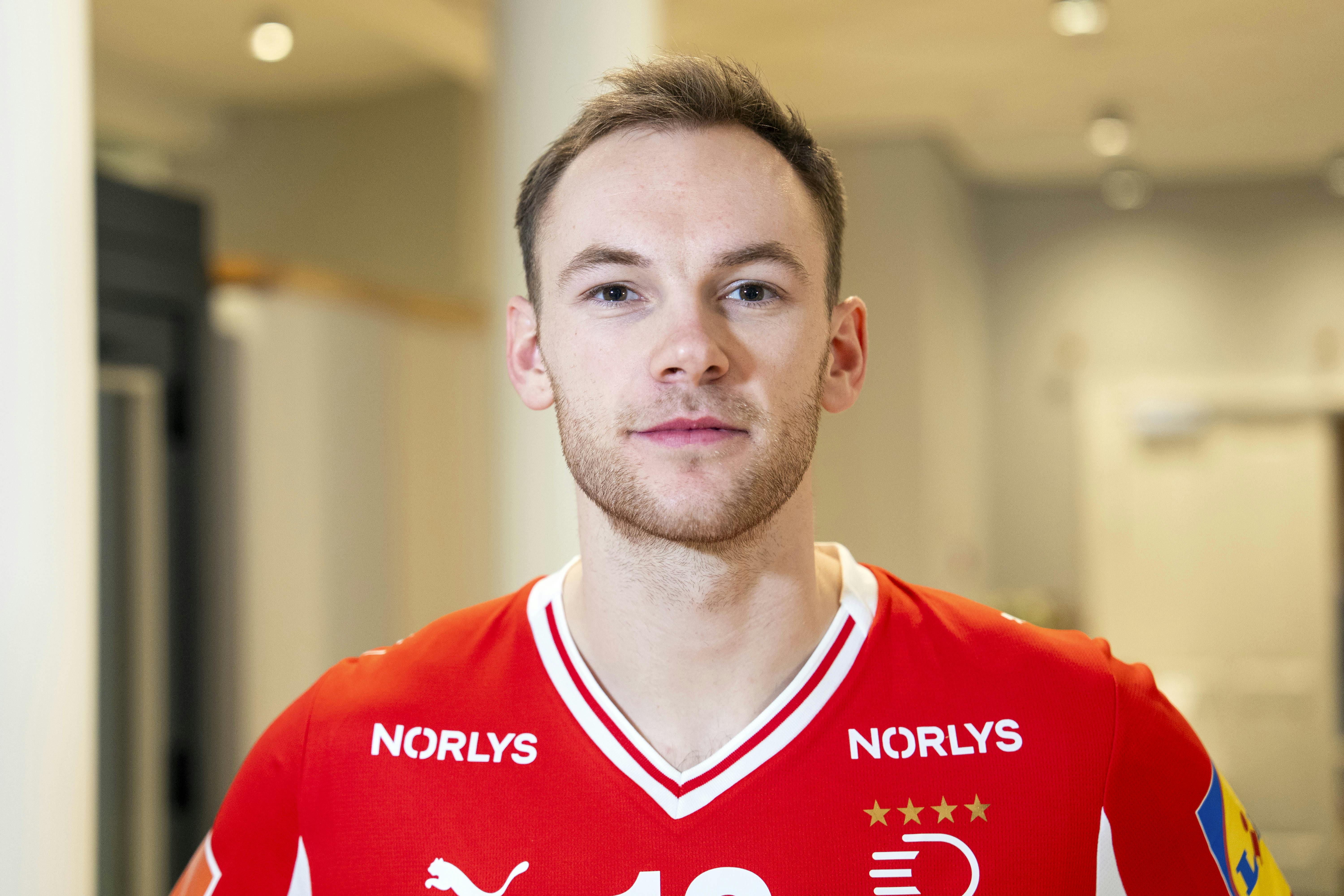 Nu inviterer Mathias Gidsel fans endnu tættere på.&nbsp;