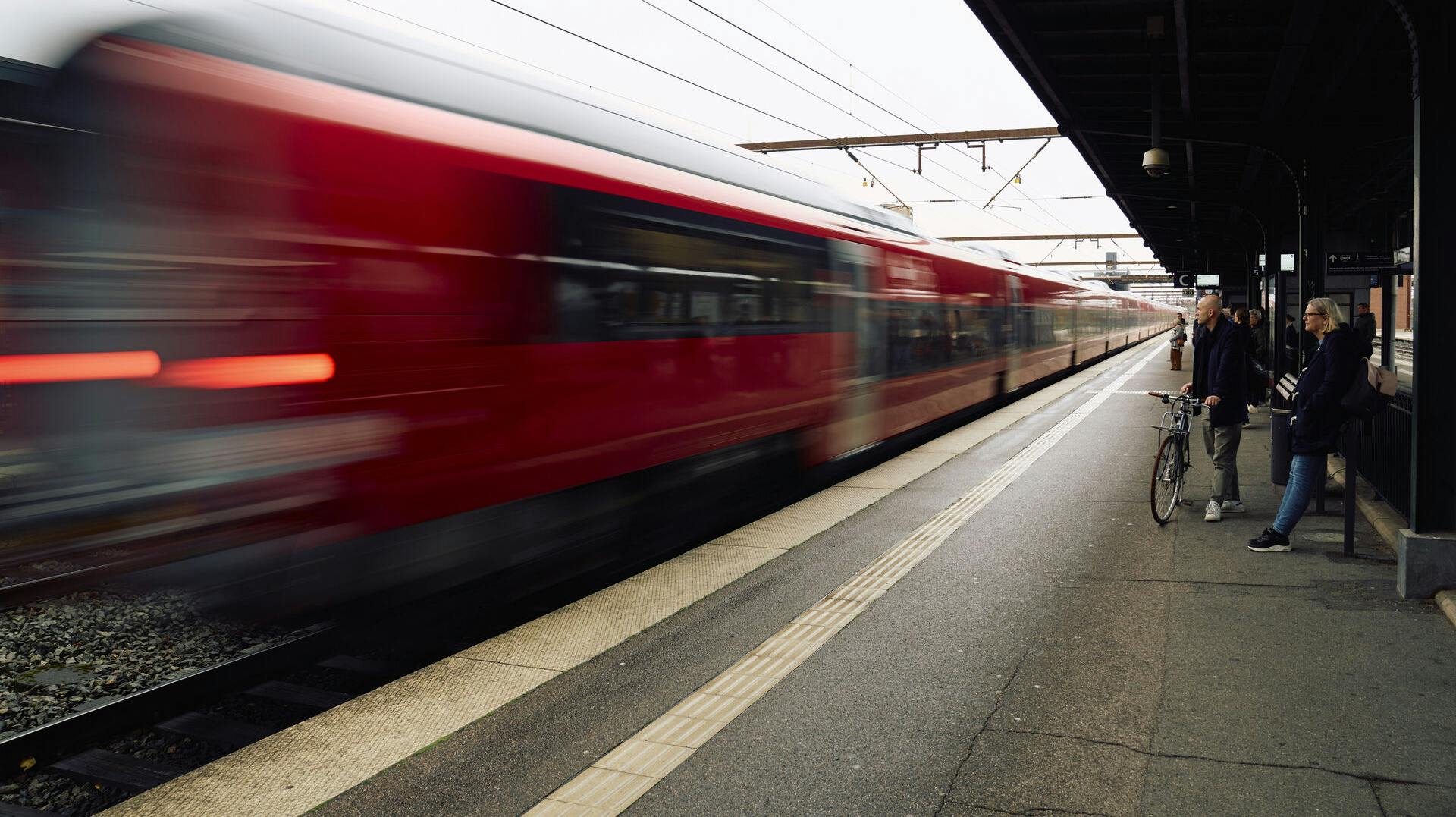 Lørdag kommer der ikke til at køre nogen tog mellem København og Hamborg.