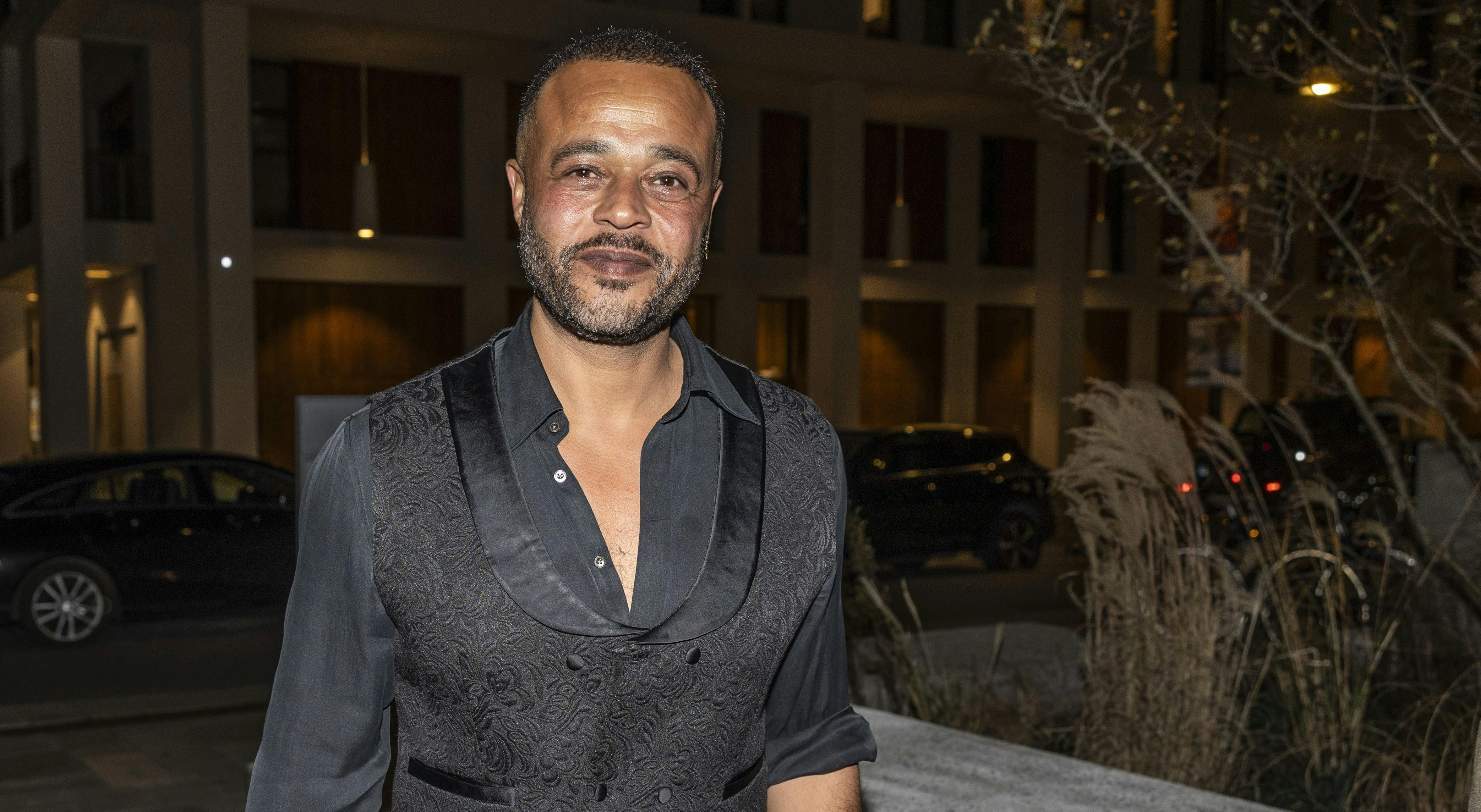 Remee bryder tavsheden om Reddit-rygter.