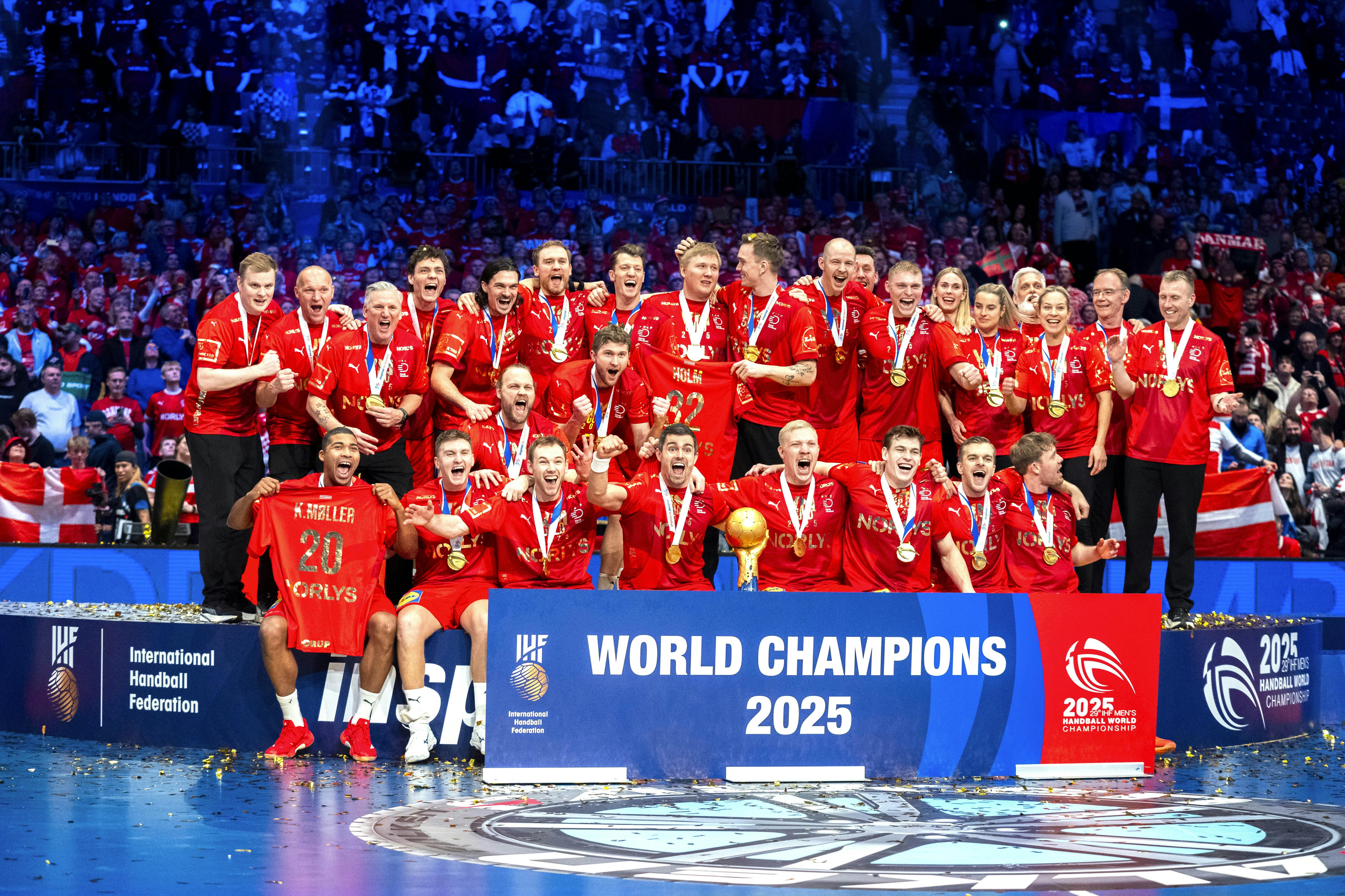Håndboldherrerne, da VM-guldet blev en realitet for et år siden.&nbsp;