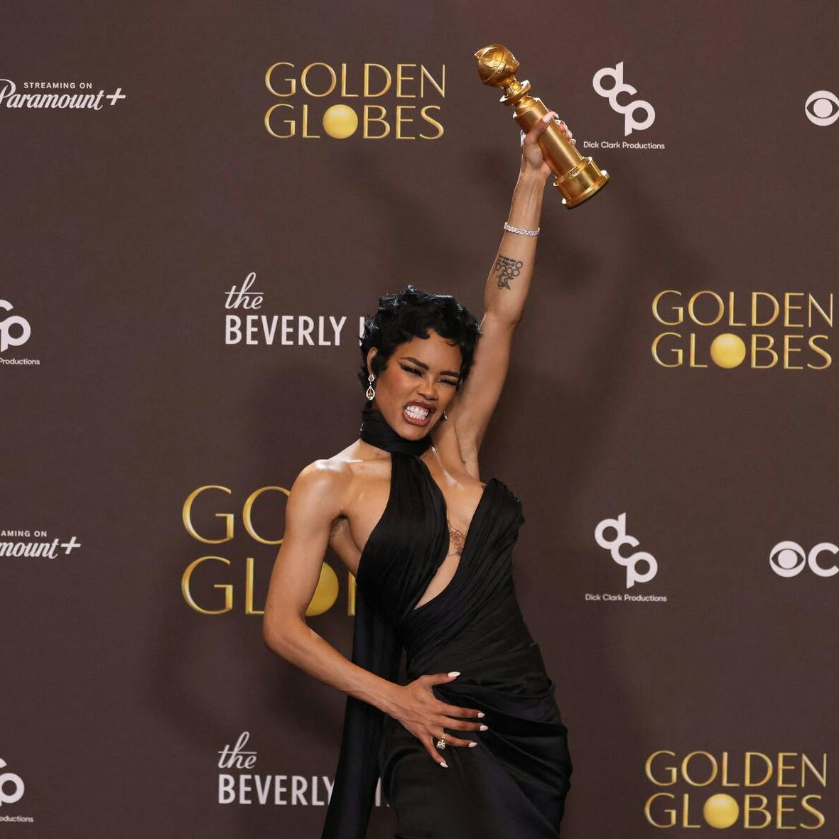 US actress Teyana Taylor poses in the press room with the Best Supporting Actress in a Motion Picture award for "One Battle After Another" during the 83rd annual Golden Globe Awards at the Beverly Hilton hotel in Beverly Hills, California, on January 11, 2026. (Photo by Etienne Laurent / AFP) / -- IMAGE RESTRICTED TO EDITORIAL USE - STRICTLY NO COMMERCIAL USE --