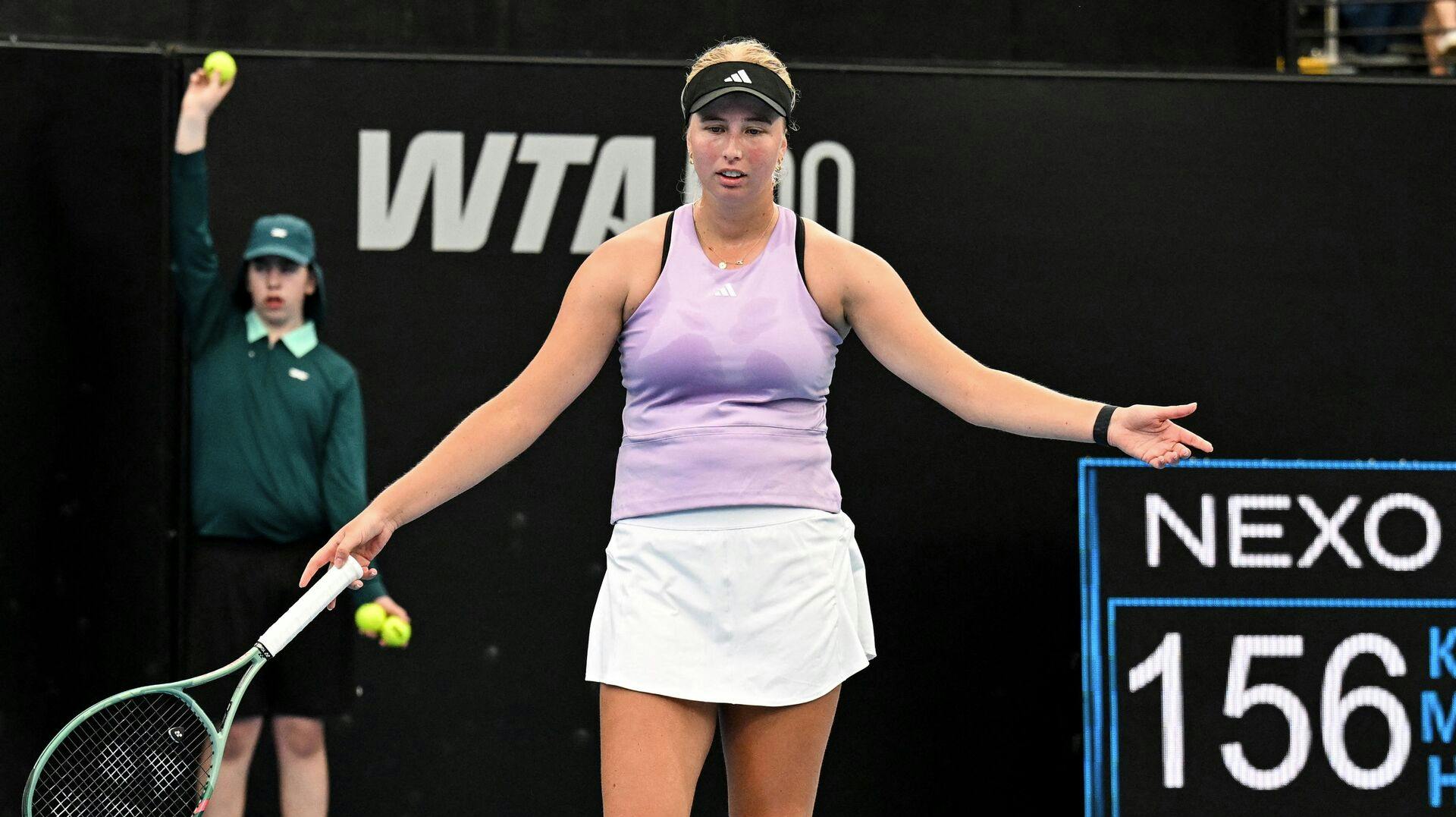 Clara Tauson er på ny hæmmet af en skade. 