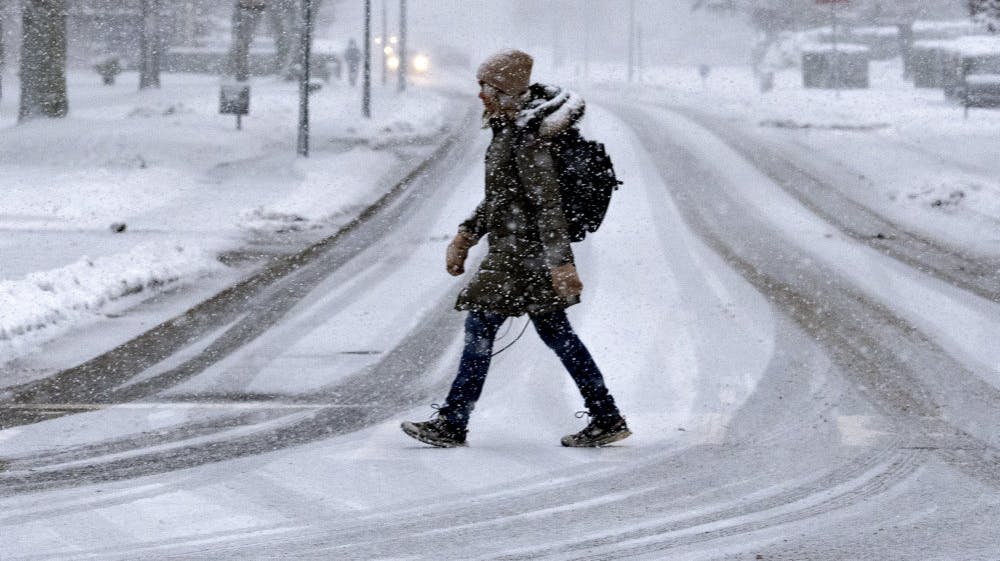 Ugen starter ud med endnu et snevejr, inden vejret skifter over i slud og regn. (Arkivfoto). - Foto: Henning Bagger/Ritzau Scanpix