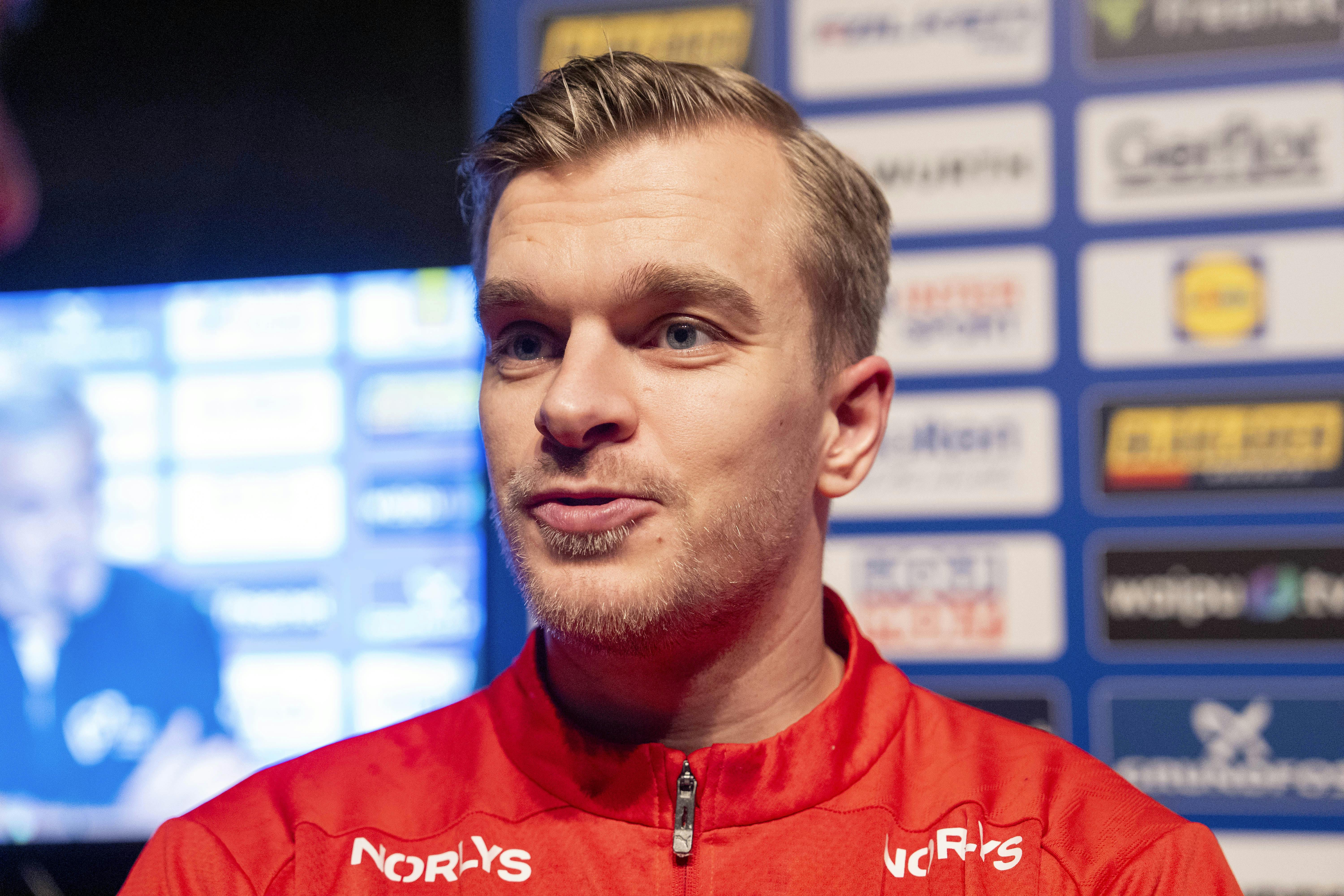 Sidste sommer tog Johan Hansen beslutningen om at vende hjem til der, hvor hele seniorkarrieren tog fart. Et valg, hvor der blev tænkt meget på familiens behov.