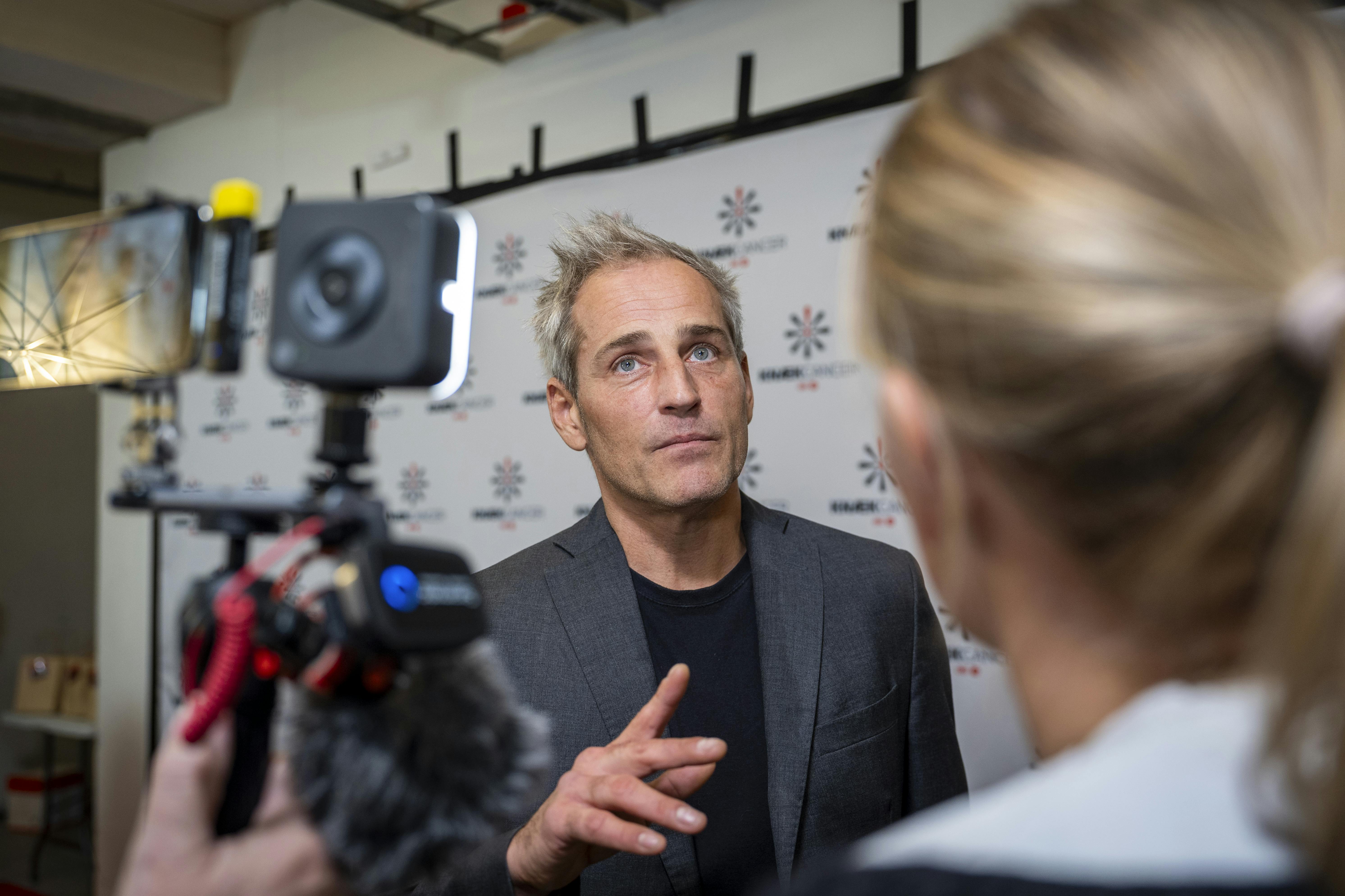 Til det sidste håbede den 50-årige model, at moderen endnu engang ville overvinde kræften. Sådan blev det desværre ikke.