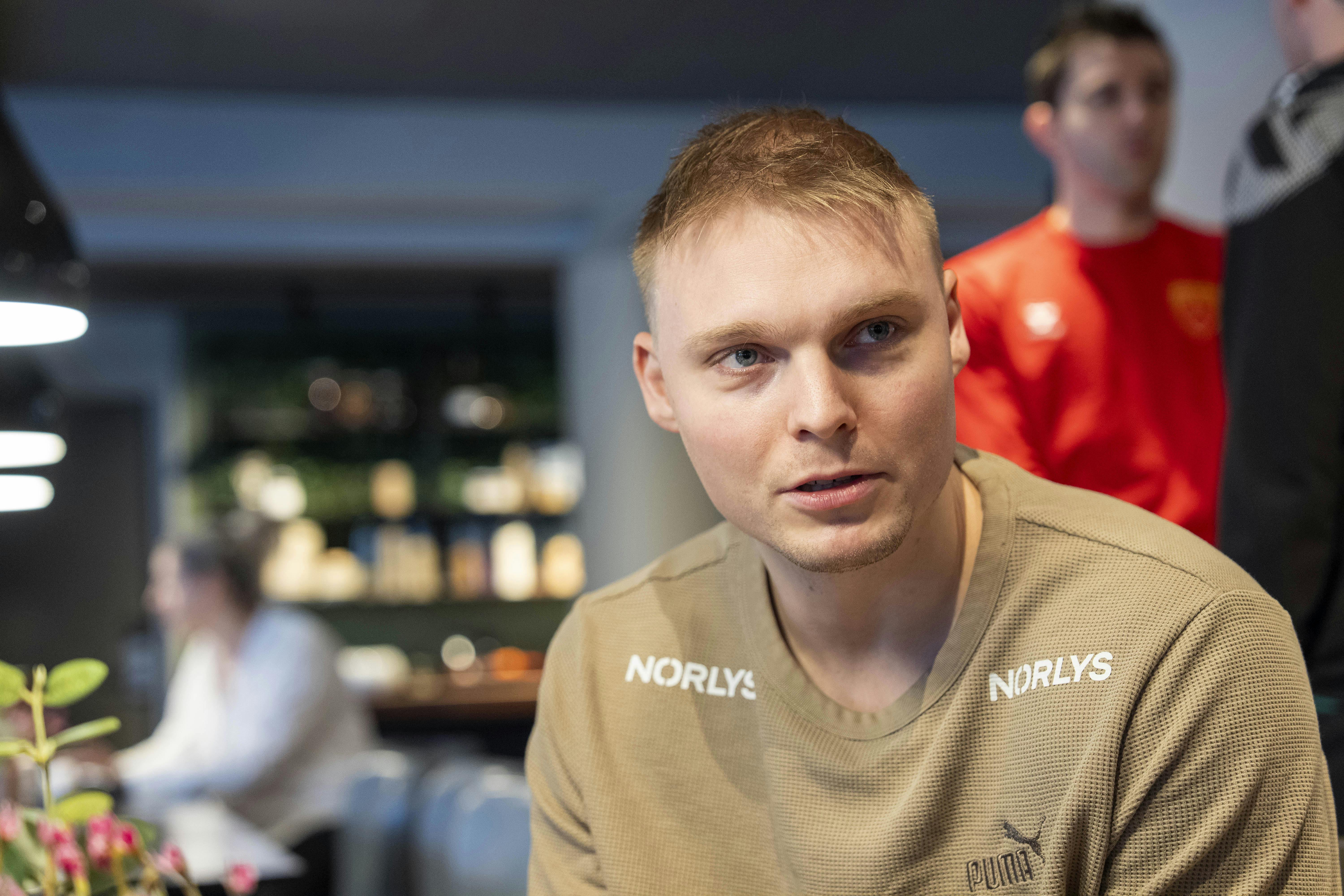 Emil Bergholt kan blive far når som helst.&nbsp;