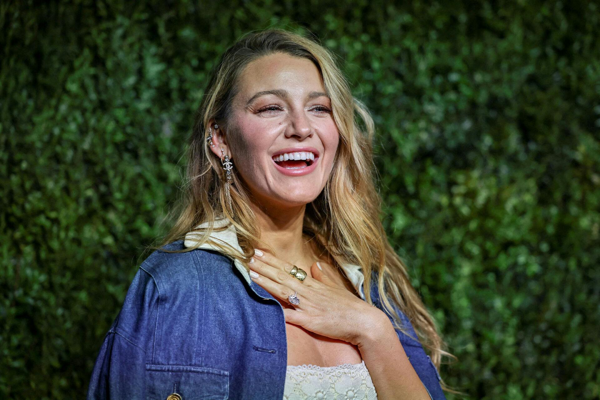 FILE PHOTO: Blake Lively arrives for the Tribeca Festival Artists Dinner in New York City, U.S., June 9, 2025. REUTERS/Jeenah Moon/File Photo