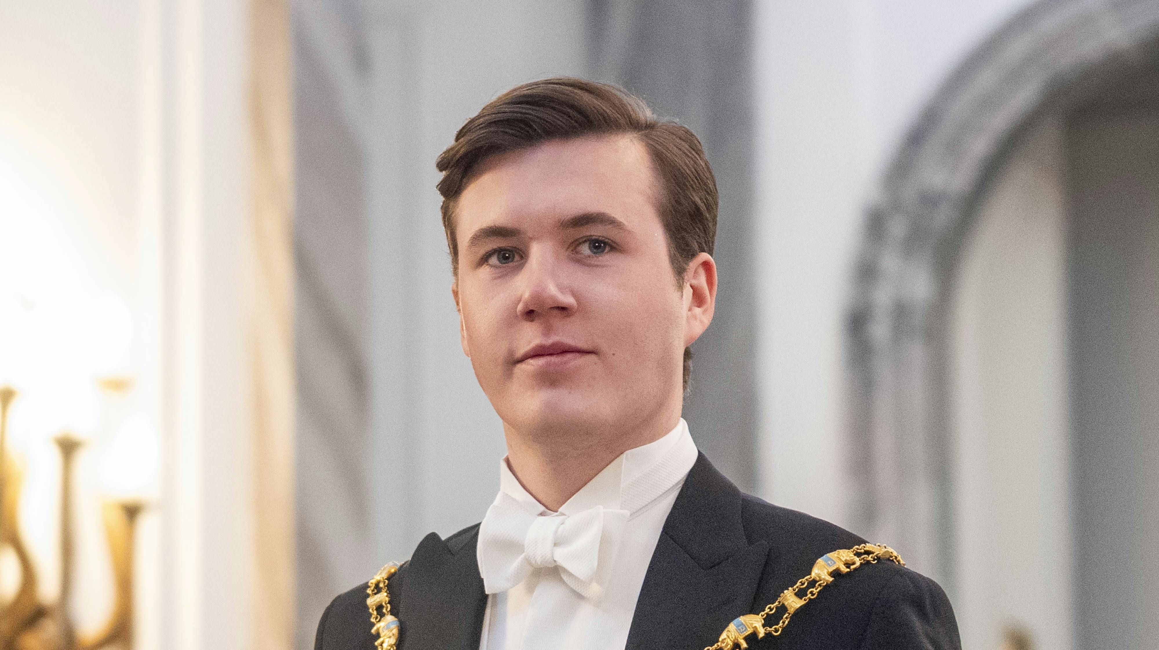 Kronprins Christian skal i livgarden.