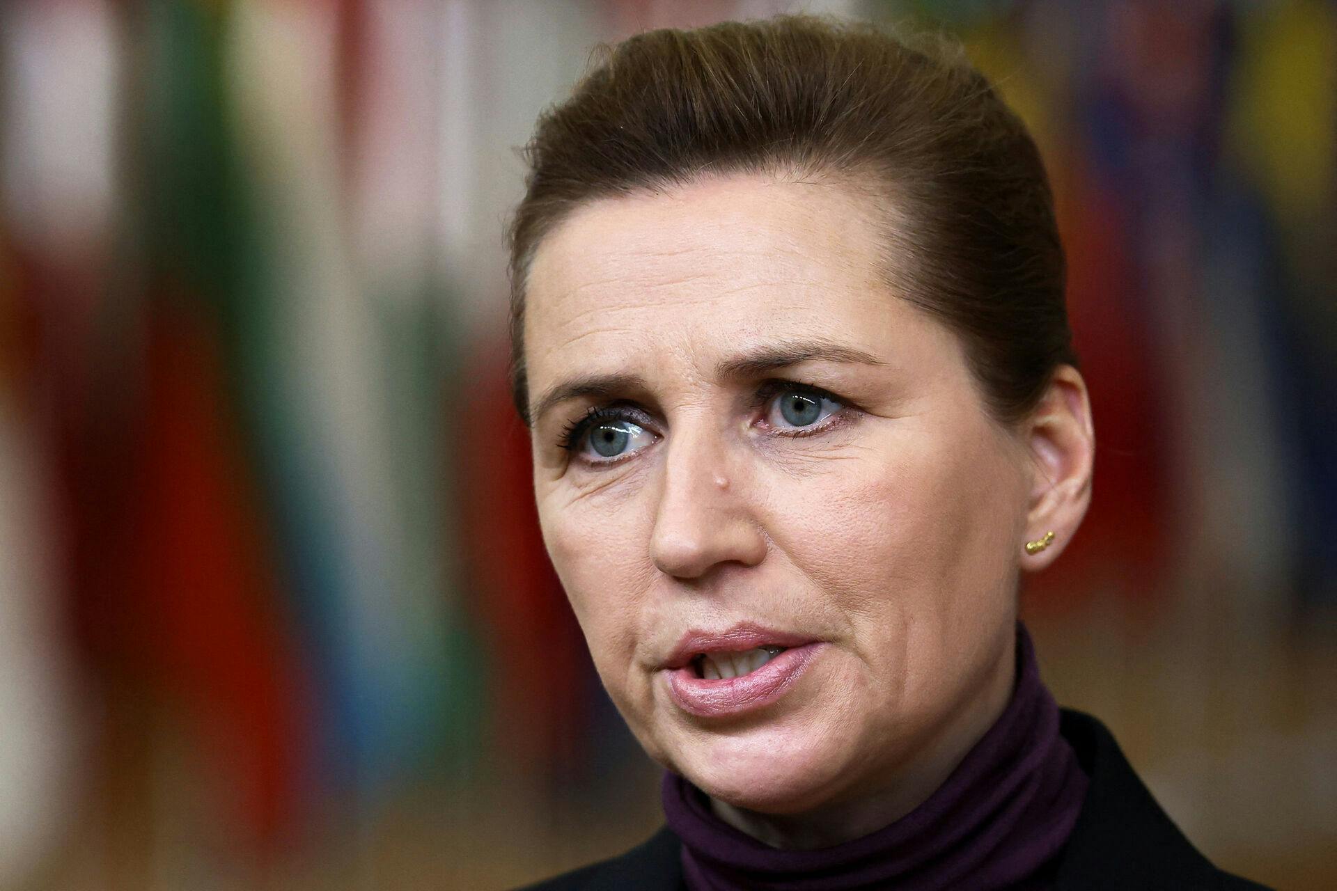 Mette Frederiksen skal fredag et smut til Grønland.