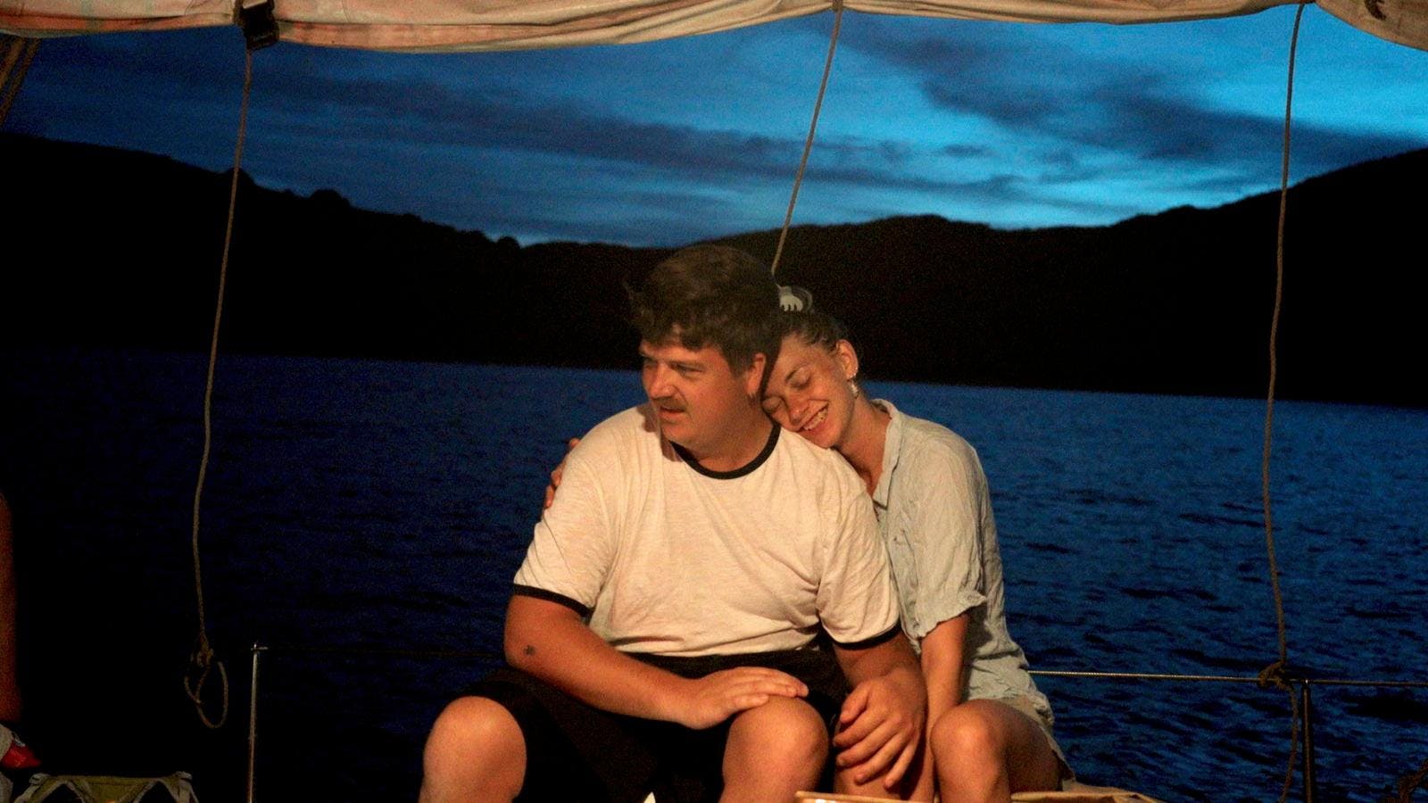 Inden optagelserne gik i gang, havde familien tid til at nyde lidt ferie og tilværelsen som nyforlovede.