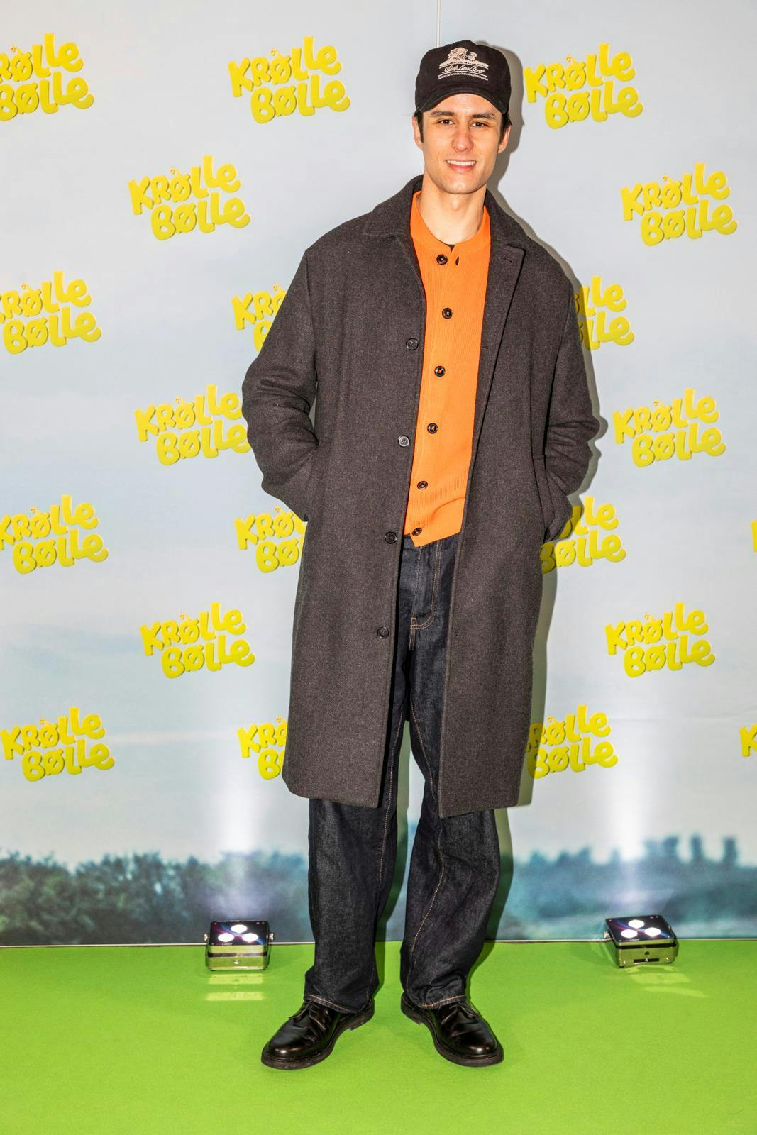 Youssef Wayne Hvidtfeldt dukkede op på den grønne løber til premieren søndag morgen.