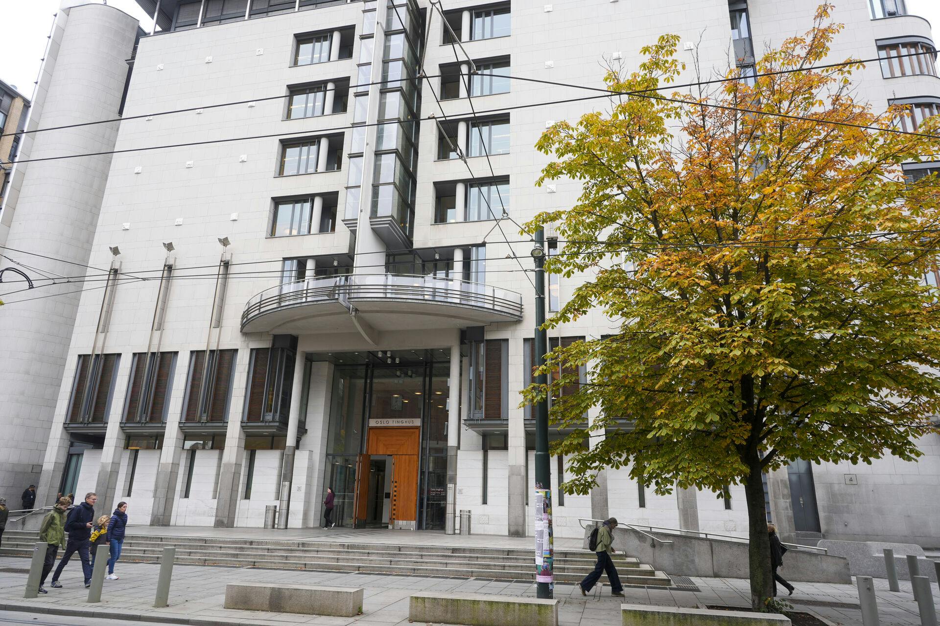 Oslo Tingrett er den største byret i Norge. Den er beliggende i den norske hovedstad.