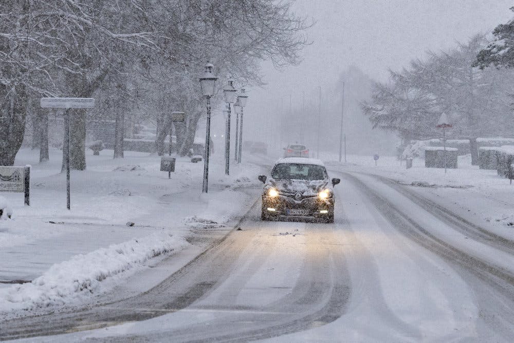 De sydlige dele af Danmark vil mandag blive påvirket af snevejr og snefygning. (Arkivfoto). - Foto: Henning Bagger/Ritzau Scanpix
