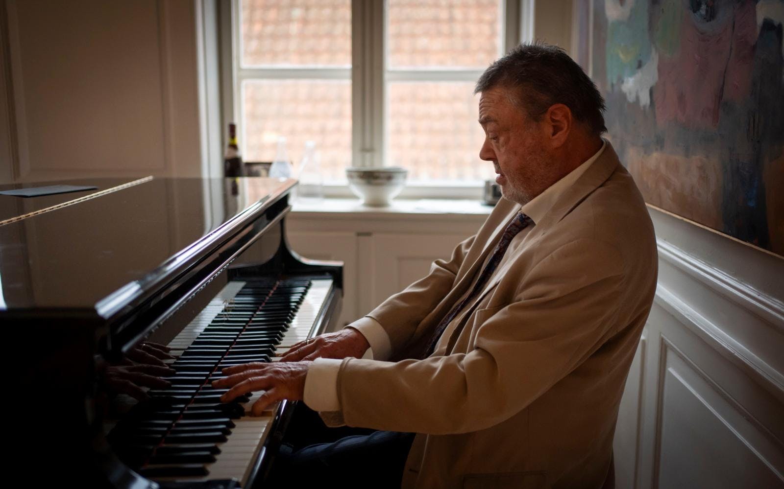 Skuespilleren forbereder sig på nye roller, selvom tankerne ofte kredser om datteren Sarah.