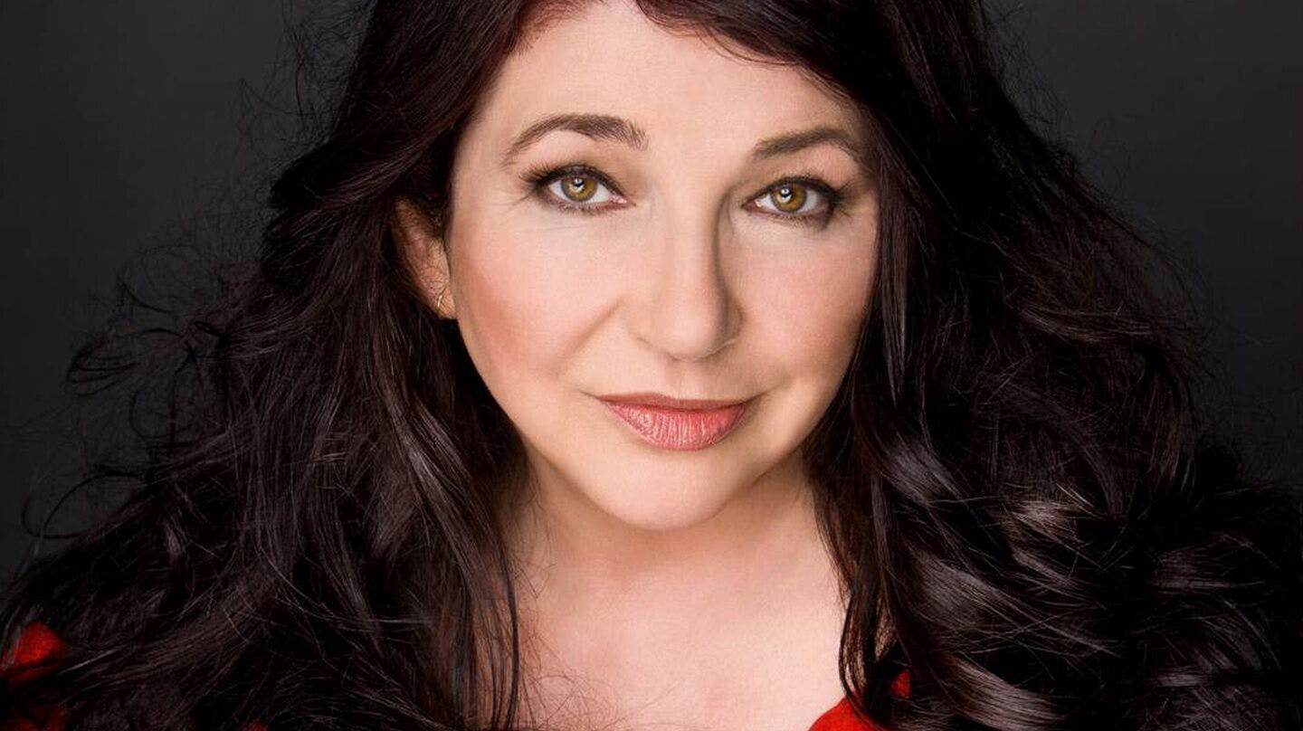 (ARKIV) (FILES) - An undated ha sangerinde Kate Bush 60 år