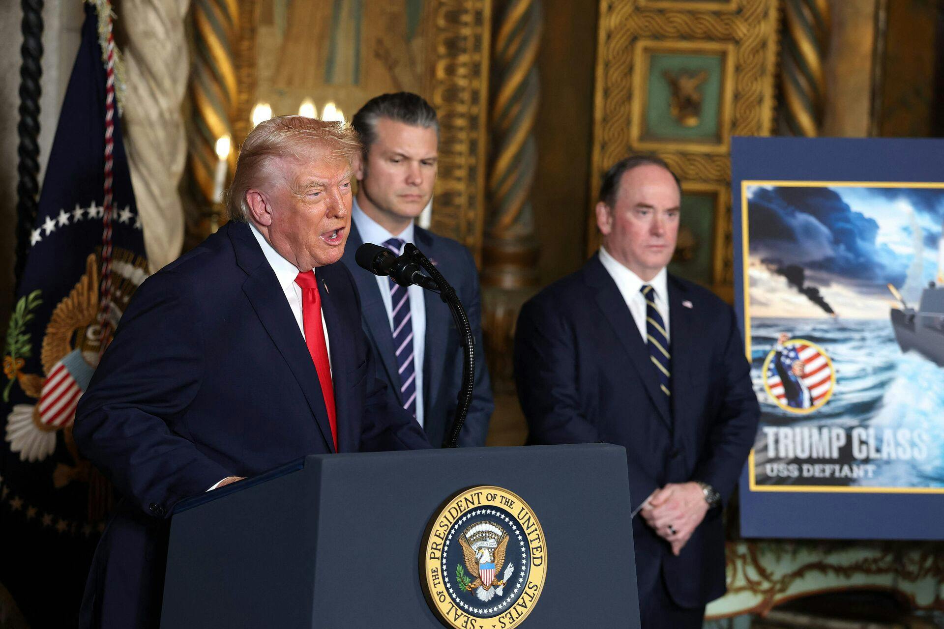 Donald Trump skamroser sig selv for mange ting - også for at skabe fred og afslutte krige. Det mærker de så ikke meget til i Iran i disse timer.