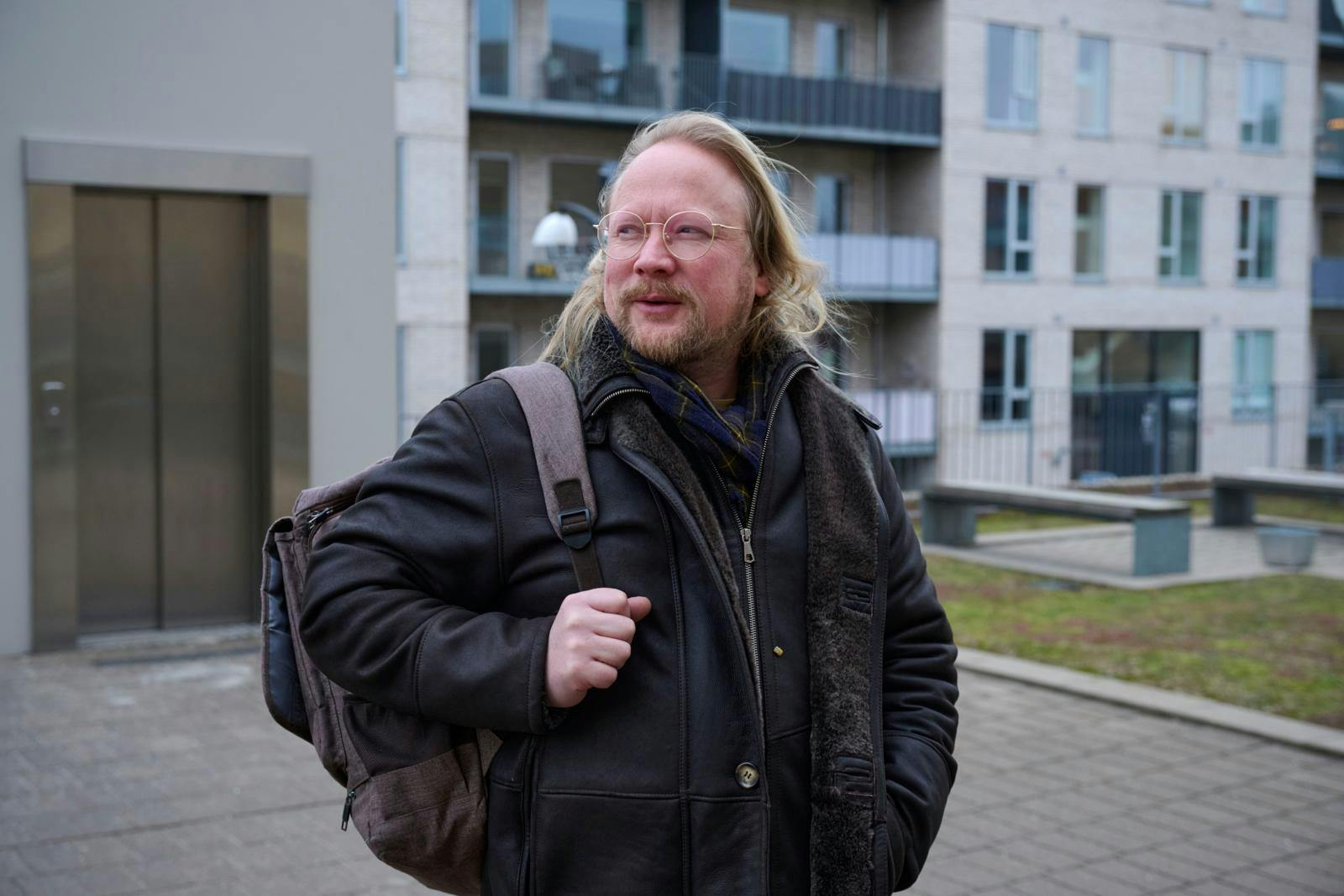 Markus Hvass nægter sig skyldig i anklagerne.