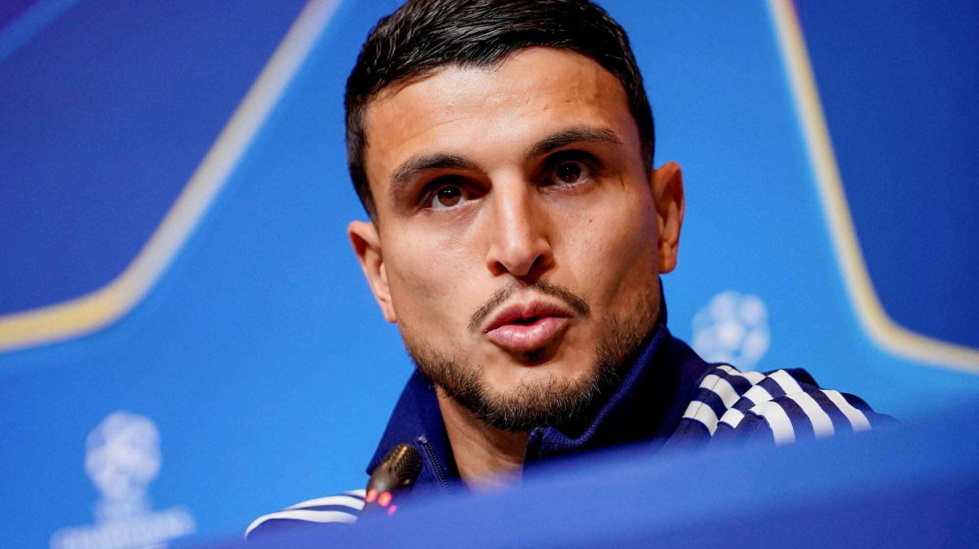 FCK-stjernen og hustruen Natasha overtager nøglerne til luksusboligen den 1. maj 2026. Med en pris på over 22 millioner kroner placerer købet sig i den absolutte superliga.