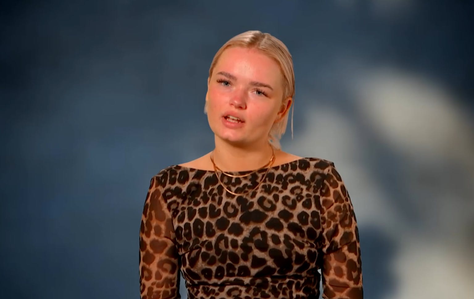 Josefine Strøm Sørensen ville ønske, produktionen på "Paradise Hotel" havde afbrudt hende i at have fuldemandssex i poolen.