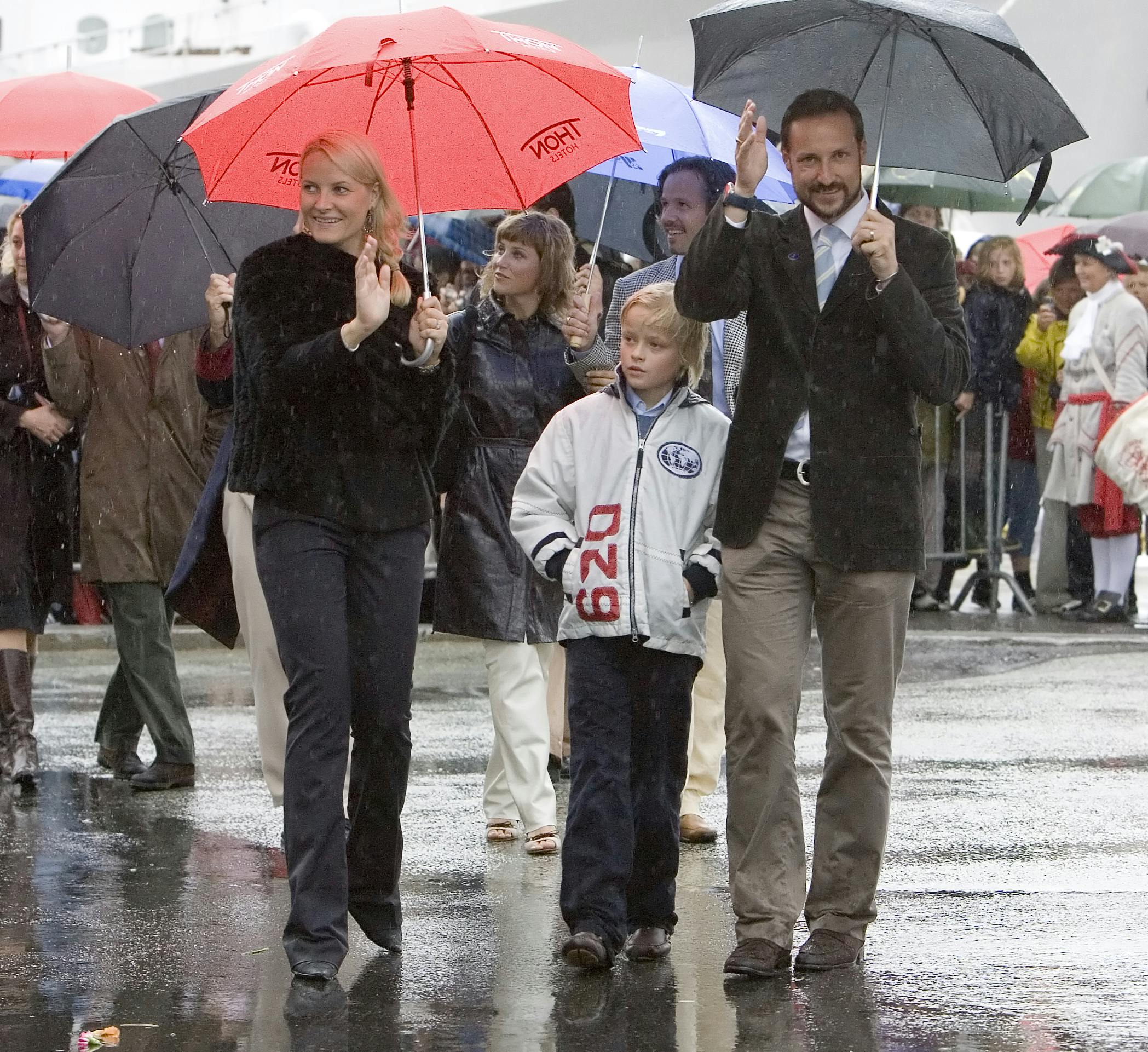 Kronprinsesse Mette-Marit, Marius Borg H¿iby og Kronprins Haakon06.07.2007Foto © Hanne Juul
