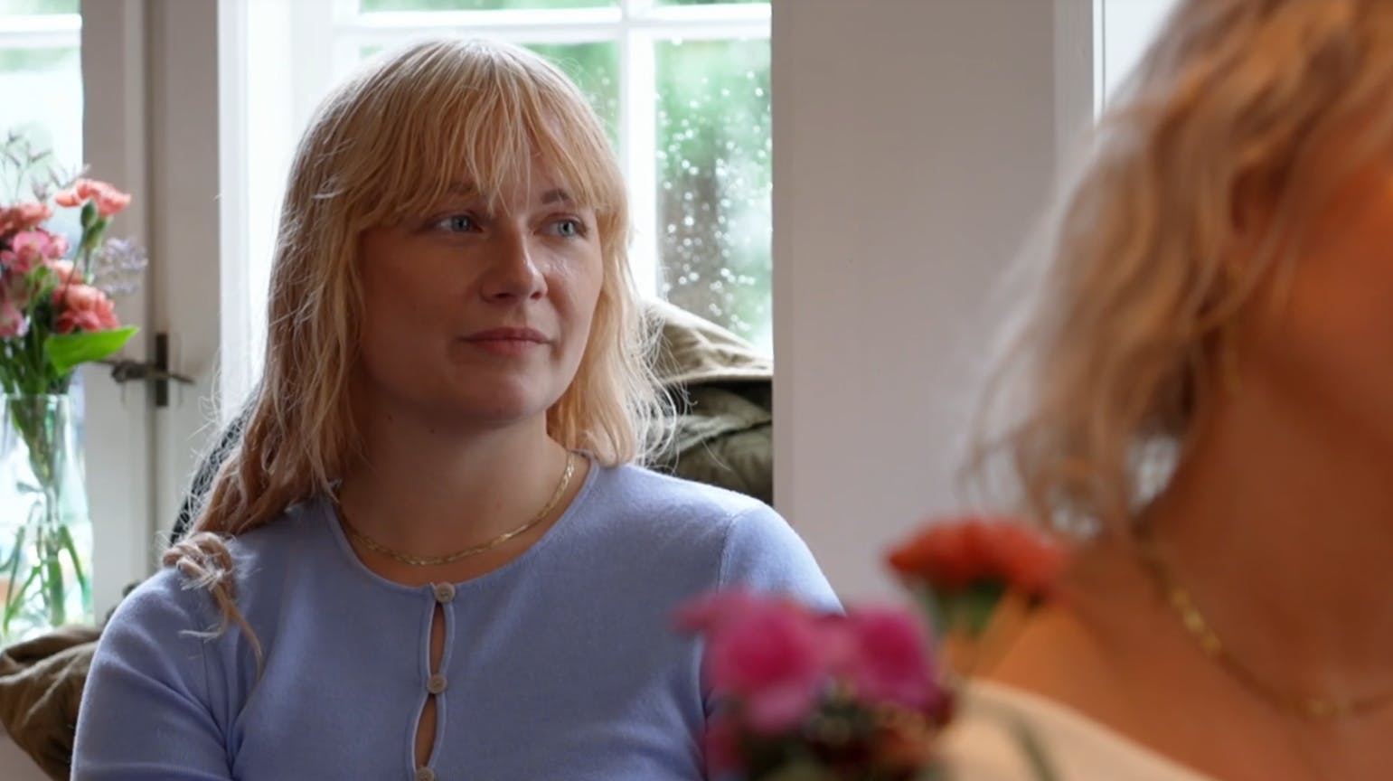 Amalie lider af alopecia, og det var svært for hende at fortælle de andre piger i "Kærlighed hvor kragerne vender".