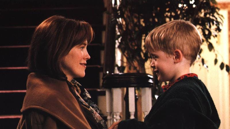 Catherine O'Hara er især kendt fra filmen "Alene Hjemme", hvor hun spillede moren Kate, der glemmer Kevin derhjemme.