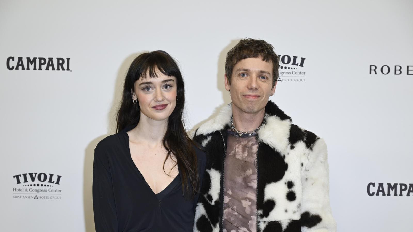 Mads Langer og Carla Philip Røder fotograferet sammen for første gang som par.