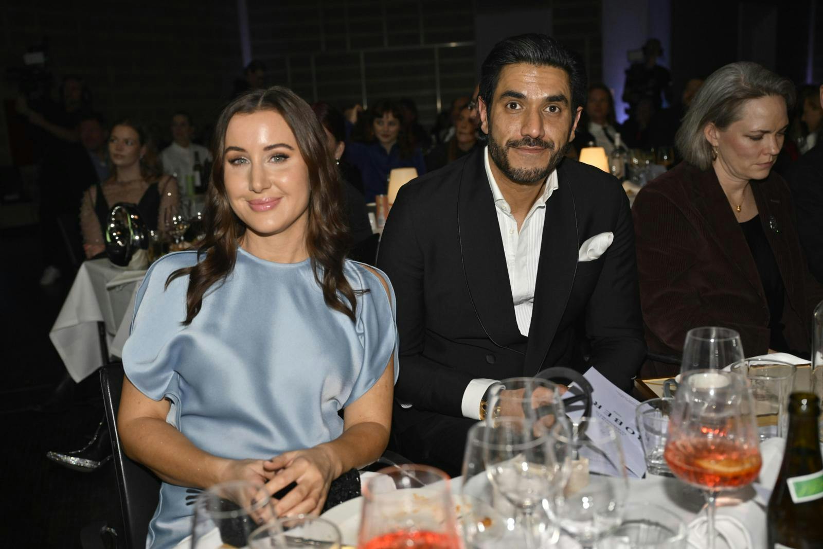 Her er parret sammen, efter han havde modtaget prisen.