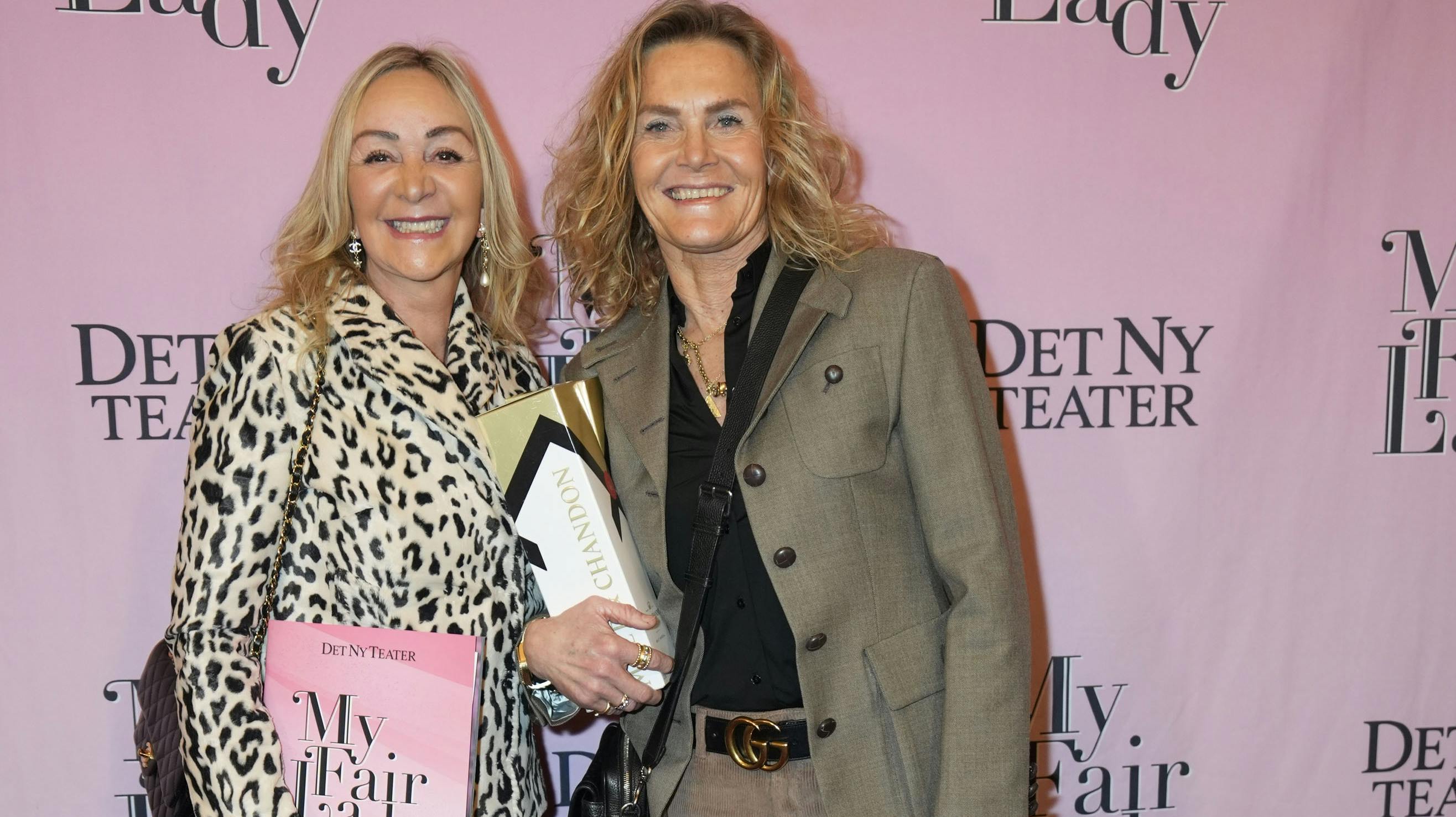 Charlotte Bircow og Charlotte Bøving troppede op på den røde løber, hvor sidstnævnte kunne fortælle om endnu et uheld.