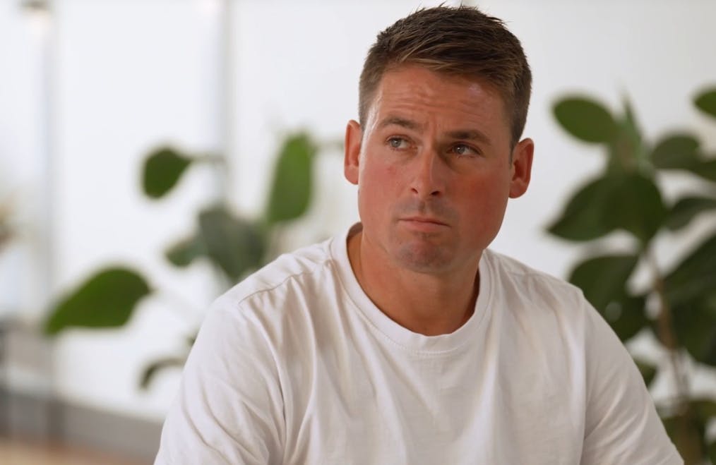 Brian er som ramt af lynet, da han ser Lisa i "Kærlighed hvor kragerne vender". Til SE og HØR fortæller han, at han ikke ved, hvad fanden der sker.