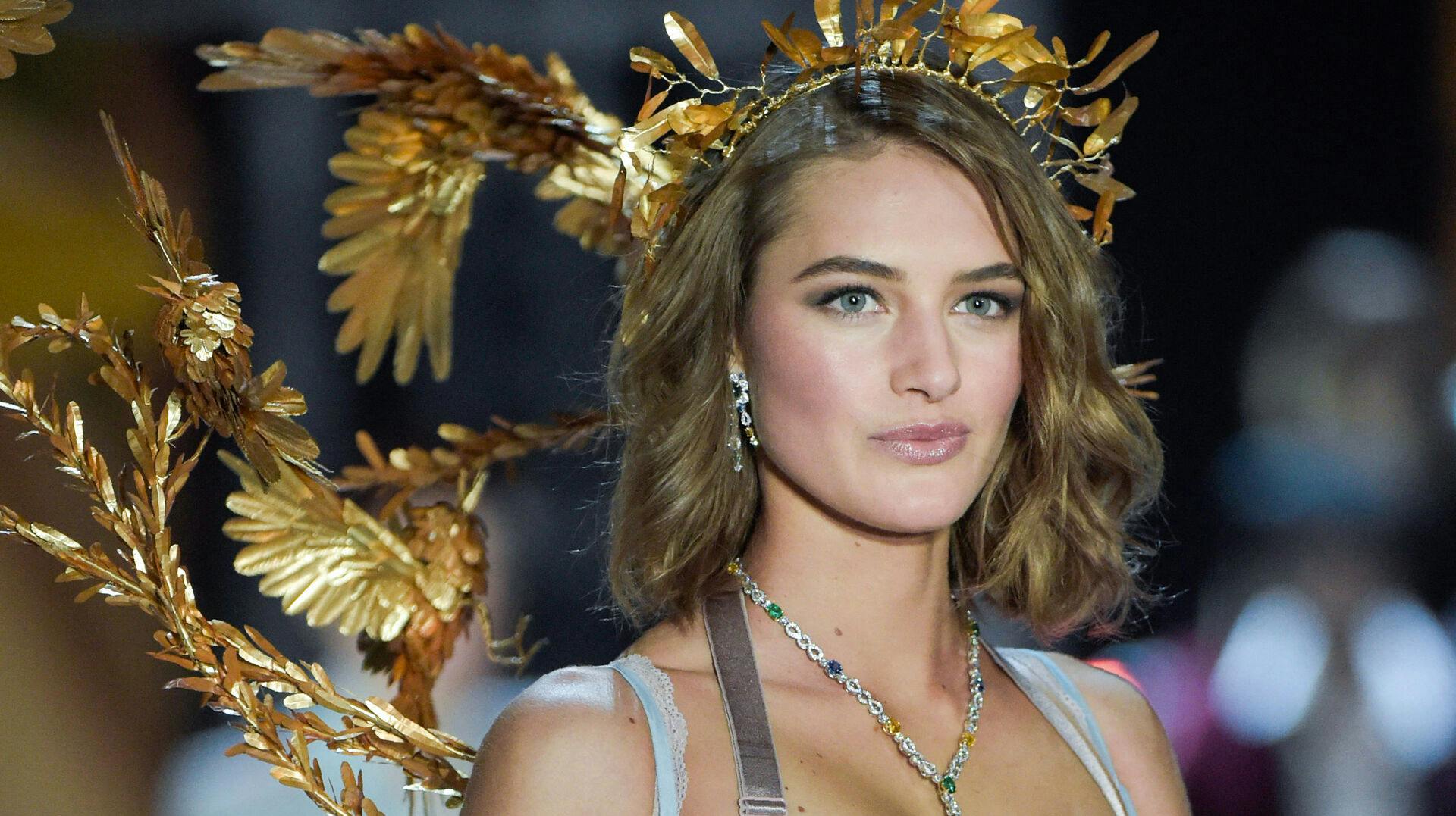Den tidligere "Victoria's Secret"-model Sanne Vloet fik i oktober sidste år en spontan abort. Nu er det desværre sket igen.
