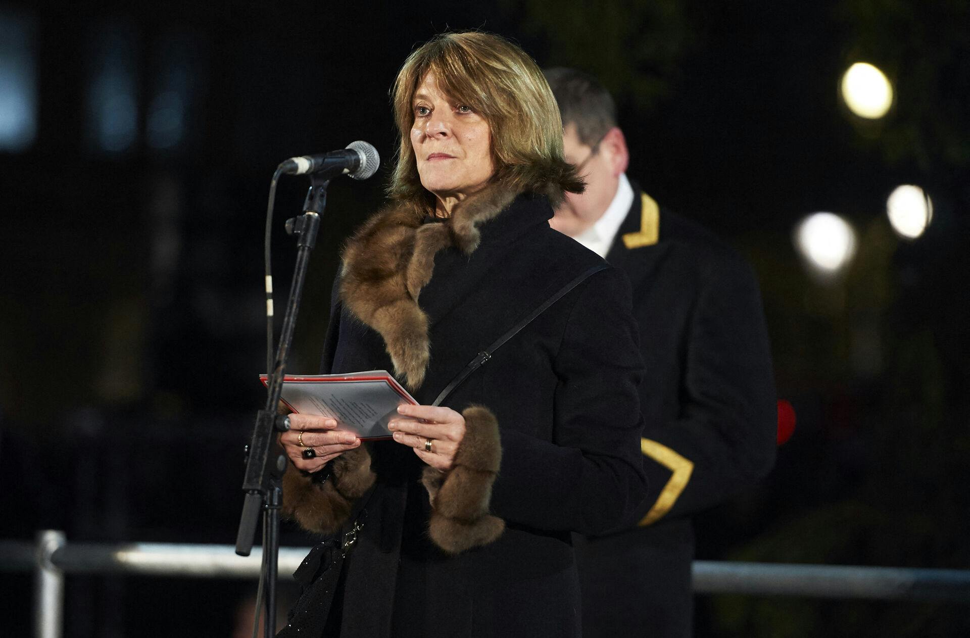 Den norske ambassadør i Jordan, Mona Juul, trækker sig fra sin post efter det er kommet frem, at hun havde forbindelser til Jeffrey Epstein.