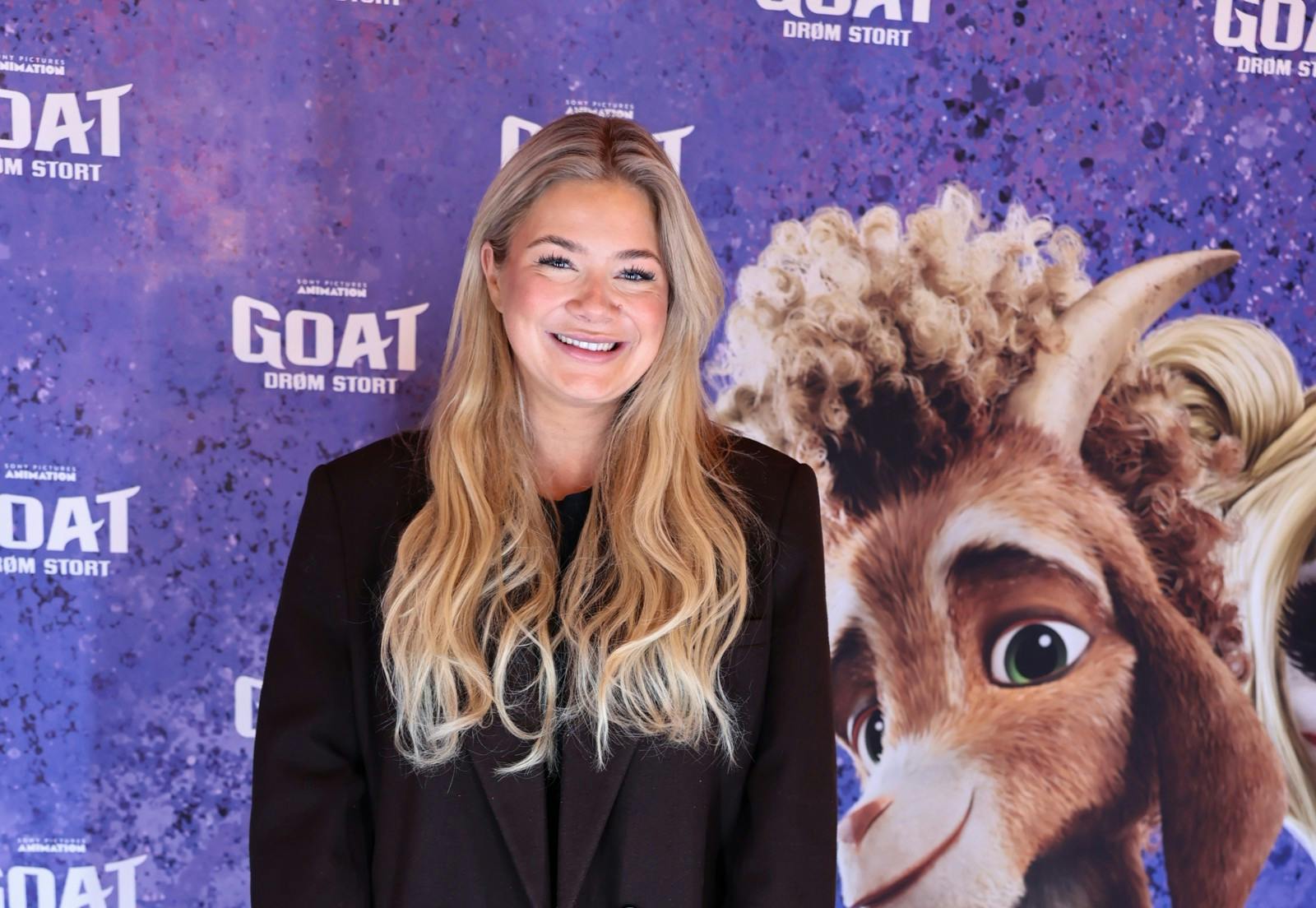 Sissal kom desværre alene til dagens premiere. Men alene er hun ikke!