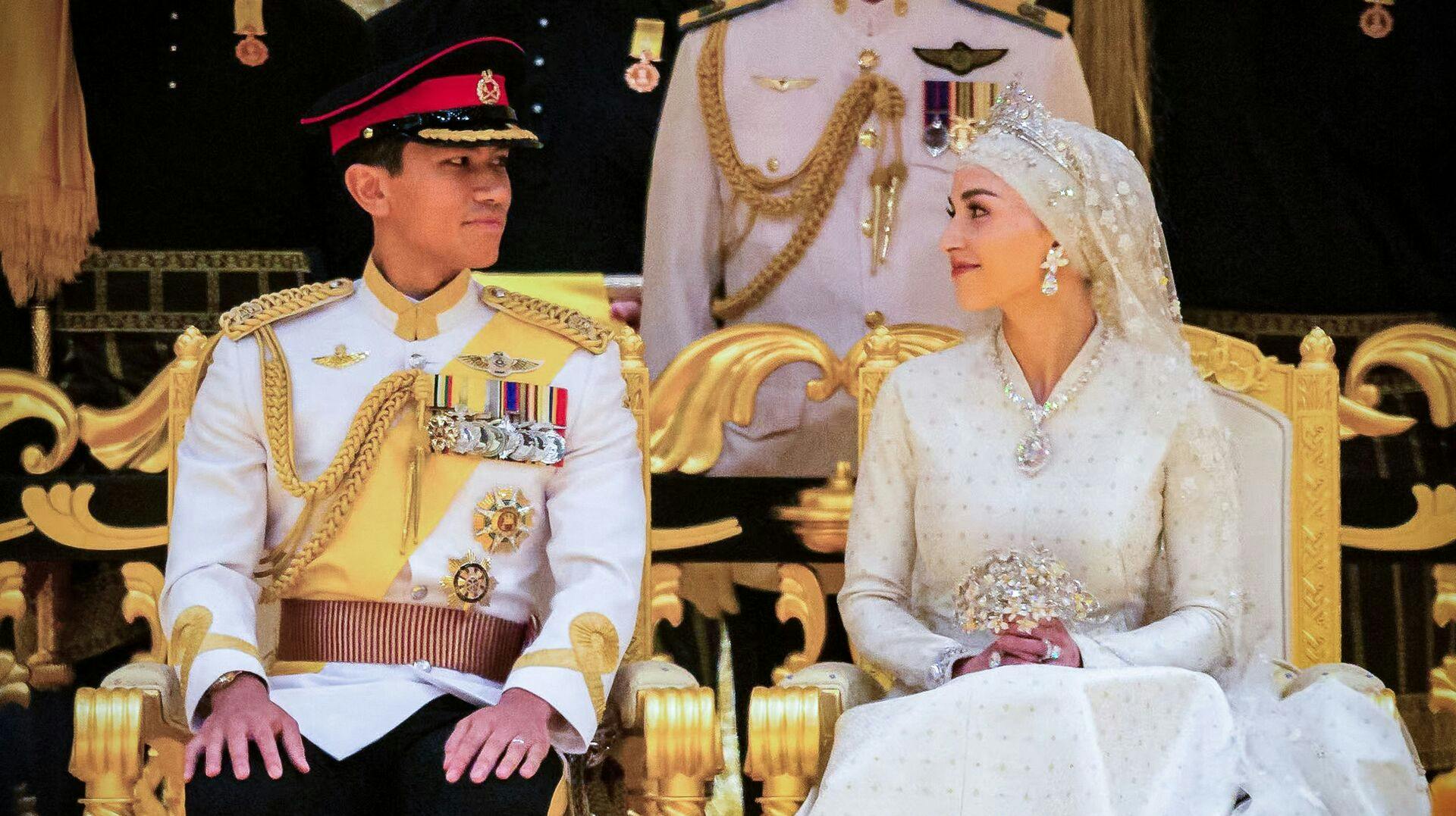 Prins Abdul Mateen og prinsesse Anisha er blevet forældre for første gang.