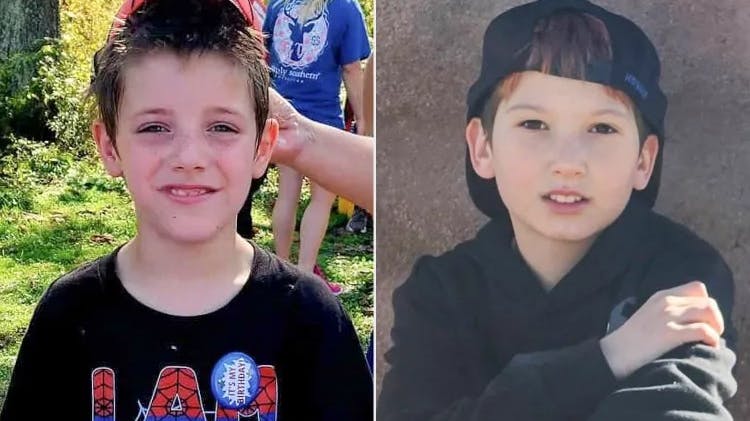 Talon Michael Wayne og Emmett Bennett blev kun otte og ni år gamle.