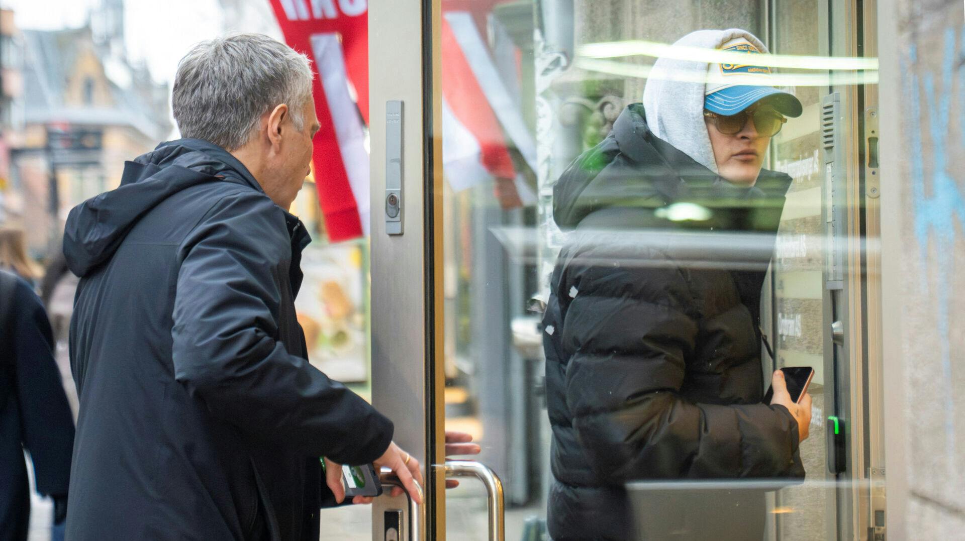 Stemningen i Oslo Tingret var iskold, da Marius Borg Høiby pure afviste voldtægt og forklarede de voldsomme puls-data fra kvindens ur med, at "det var bare sex".