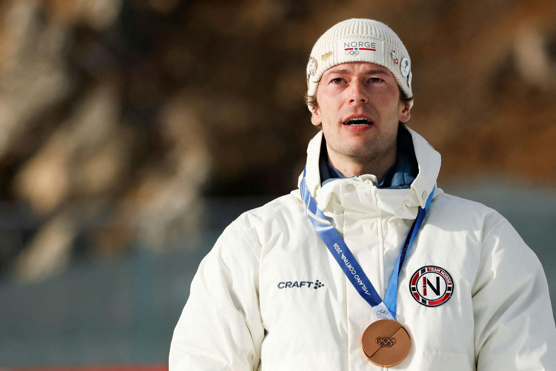 Sturla Holm Lægreid indrømmede på live-tv, at han havde været sin ekskæreste utro, som han ellers kaldte for "mit livs kærlighed". Nu reagerer eksen.