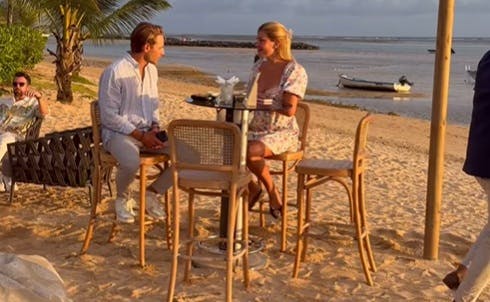 Her afslører Sara Bolay, at hun er gravid over for kæresten, golfspilleren Joachim Lagergren.