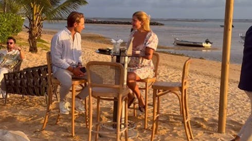 Her afslører Sara Bolay, at hun er gravid over for kæresten, golfspilleren Joachim Lagergren.