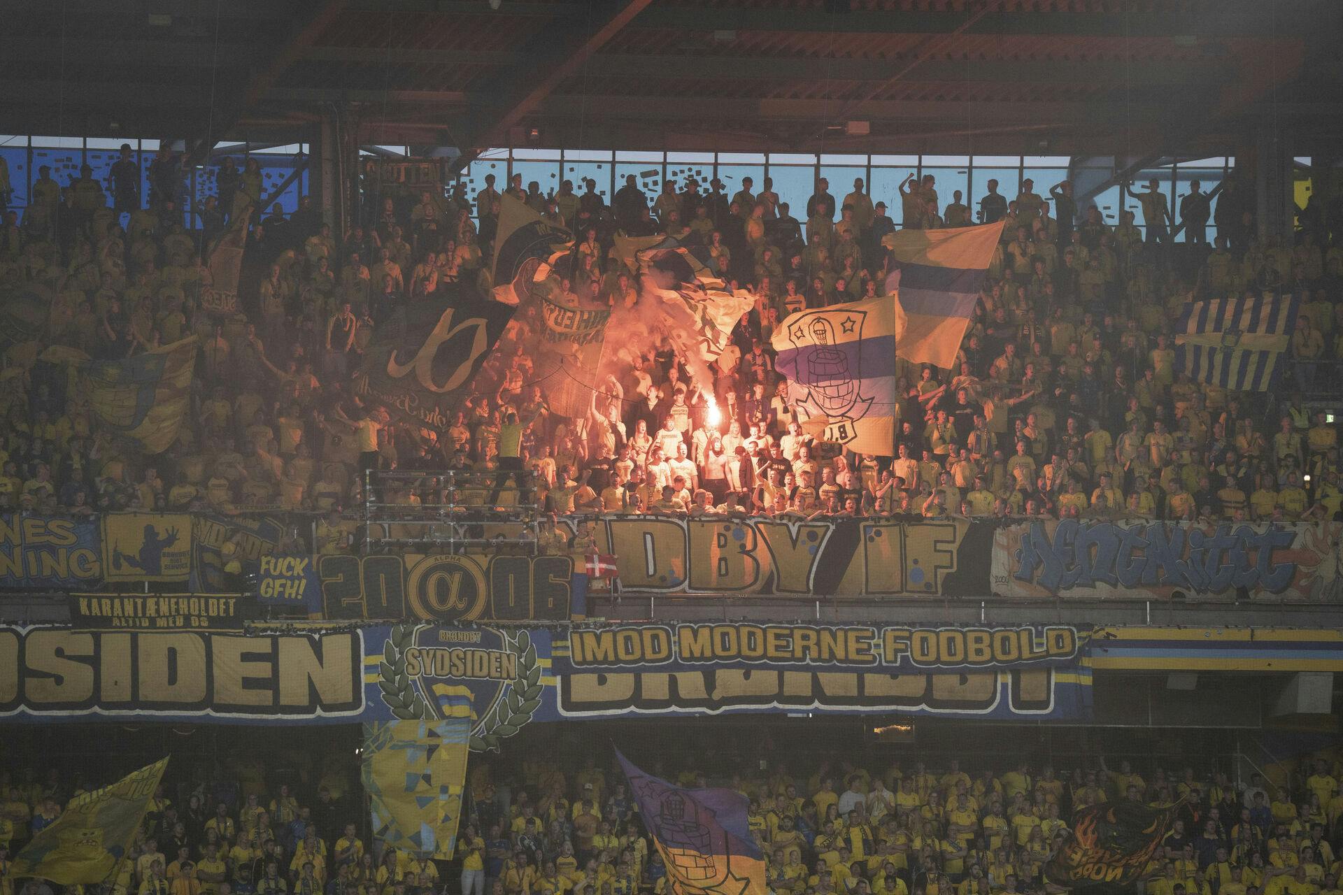 Brøndbys fans ses her under en anden kamp, der ikke har noget med episoden at gøre.