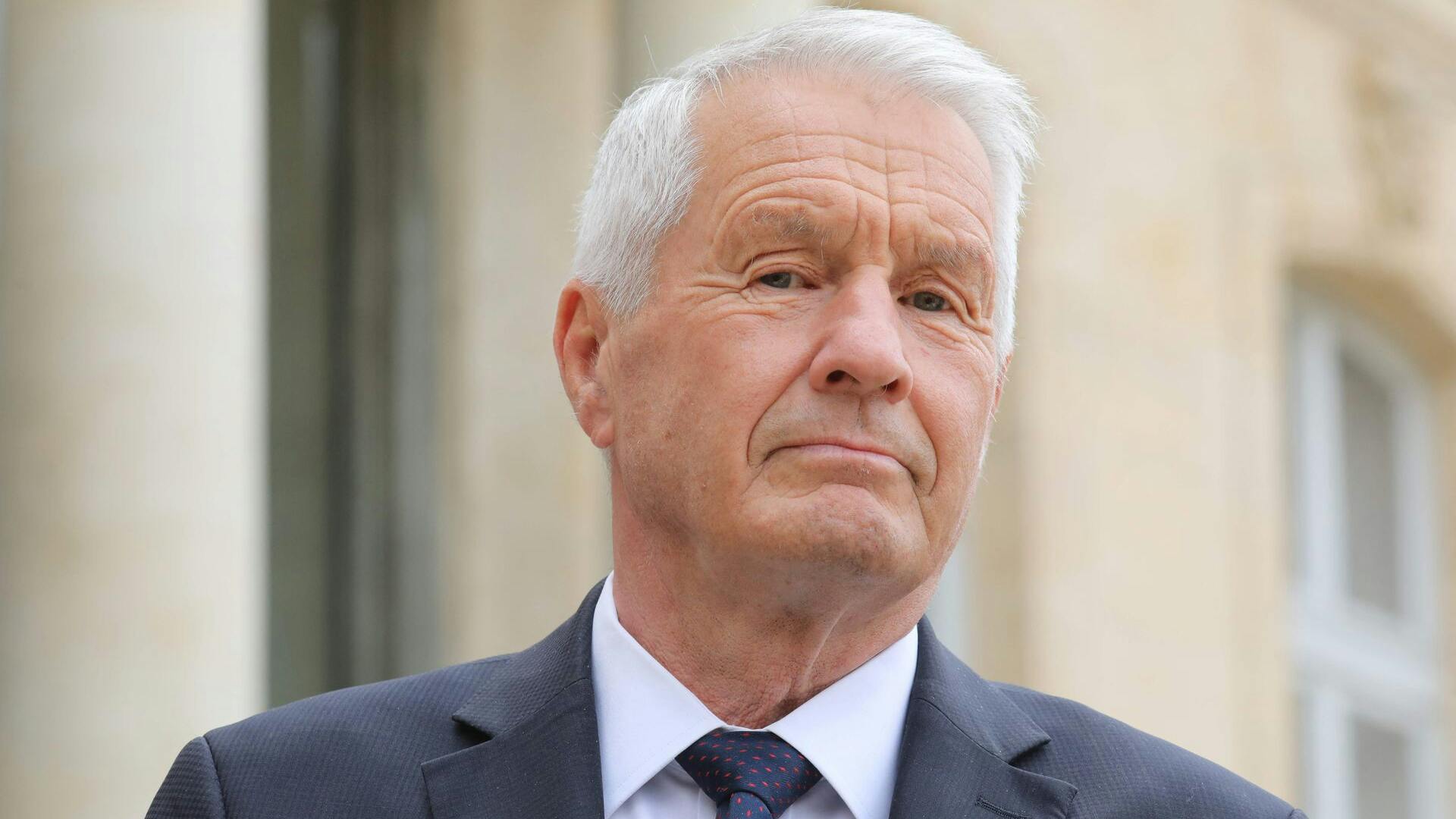 Thorbjørn Jaglands lejlighed bliver ransaget.