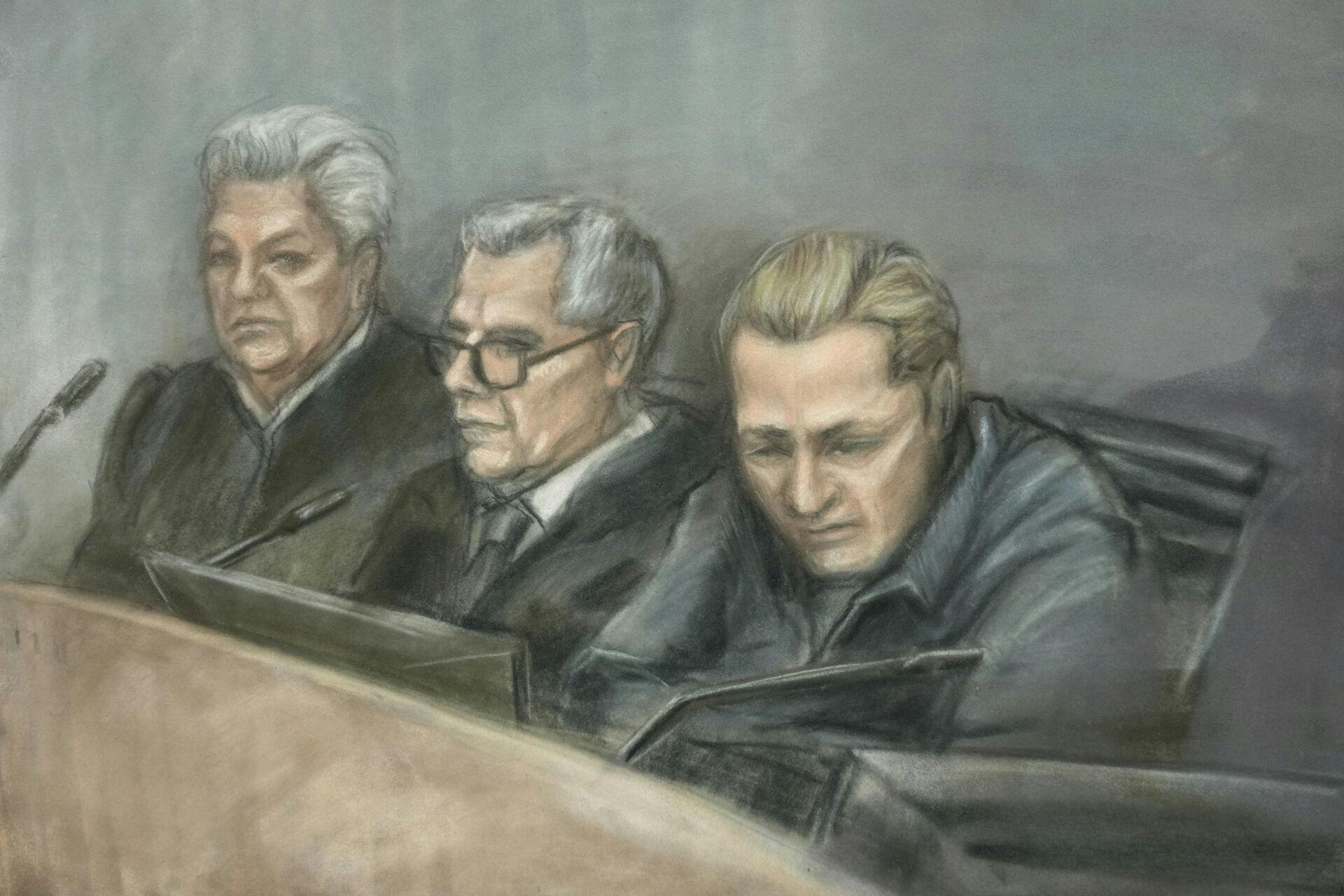 Marius Borg Høiby og hans to forsvarsadvokat Petar Sekulic og Ellen Andenæs tegnet i retten torsdag.