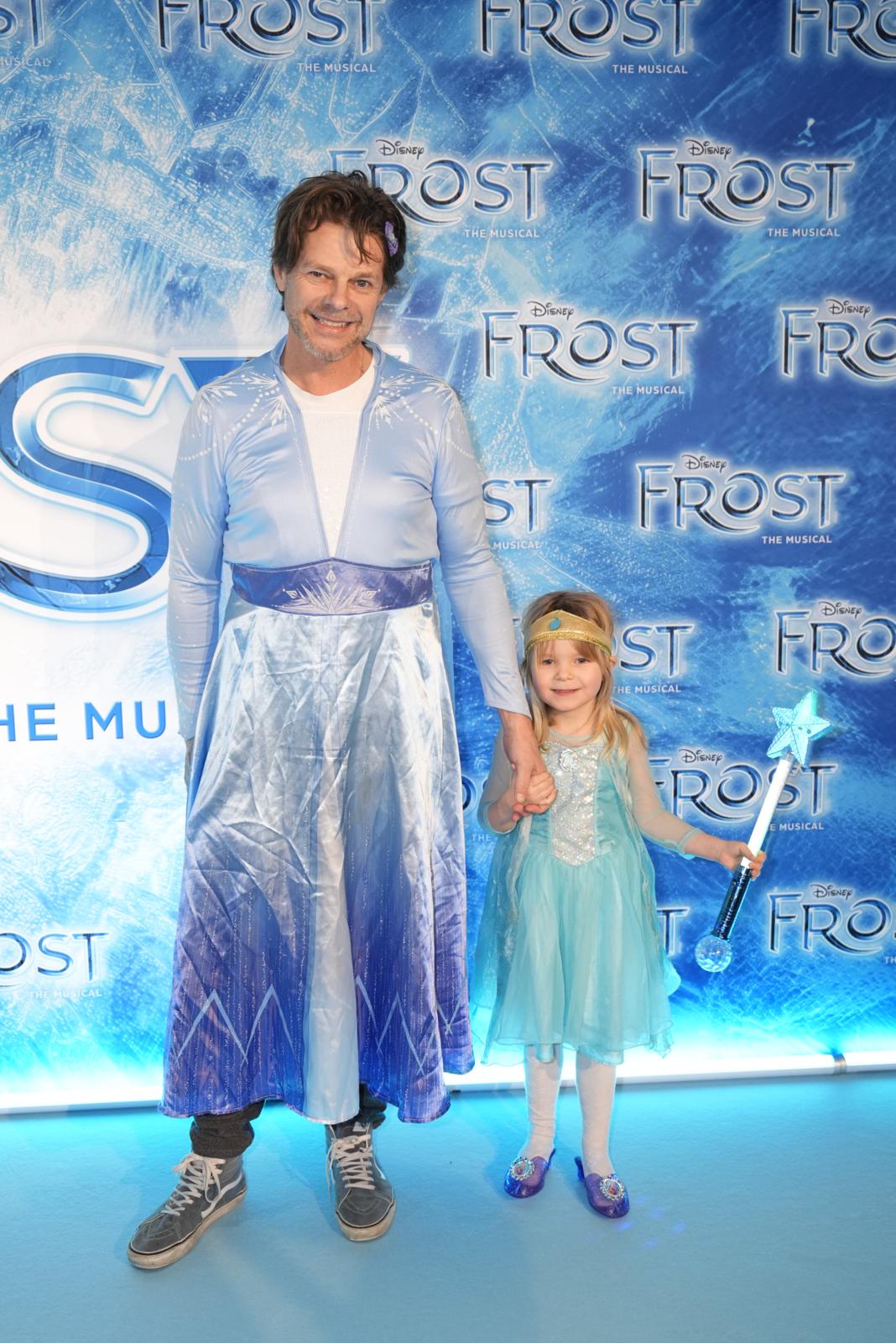 Thomas Bense havde taget sit pæneste outfit på.