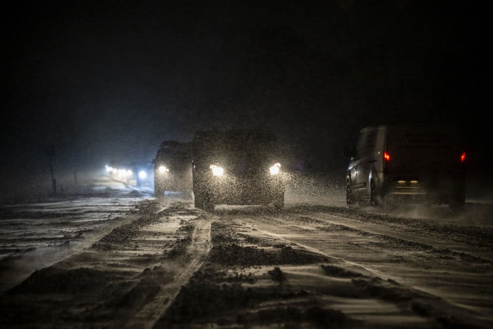 De vinterlige vejrforhold satte torsdag aften sit præg på trafikken flere steder. Omkring Vordingborg vendte en lastbil 180 grader. Oprydningen har trukket ud.&nbsp;