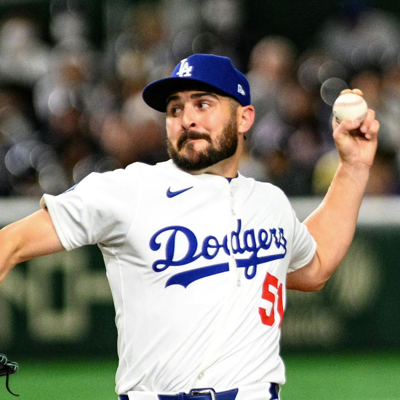 Alex Vesia er igen klar til at vende tilbage på baseball-banen, efter han og hustruen blev ramt af den enorme sorg.