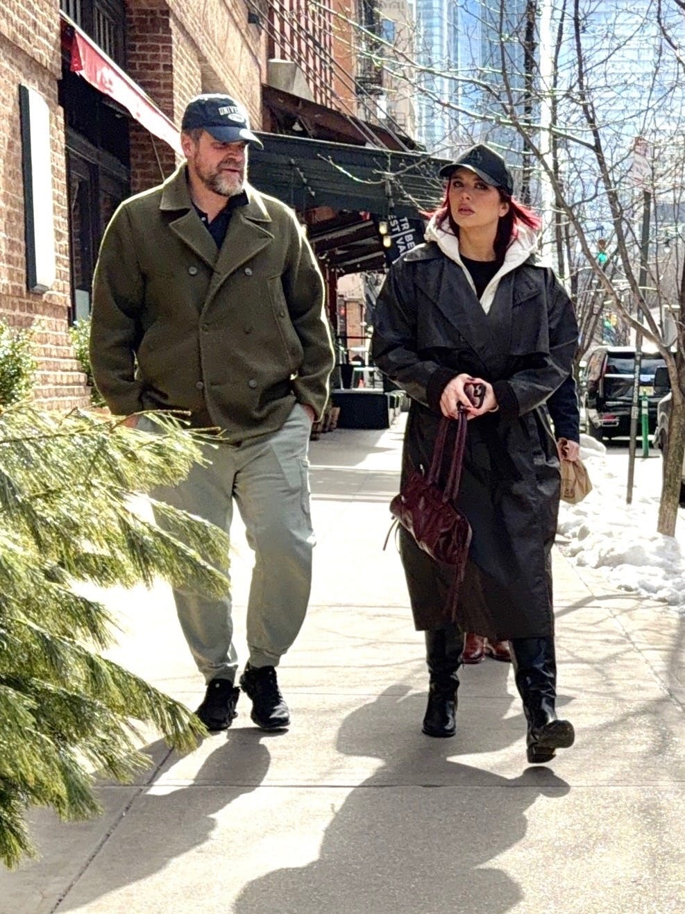 David Harbour tilbragte ikke valentinsdag alene. Han nød nemlig den romantiske dag med en rødhåret skønhed.