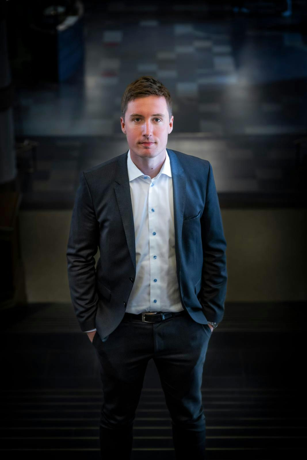 Efter et dramatisk sygdomsforløb med stress og truende blindhed vender SF's største stemmesluger nu tilbage til arenaen. Målet er klart: Han vil i regering.