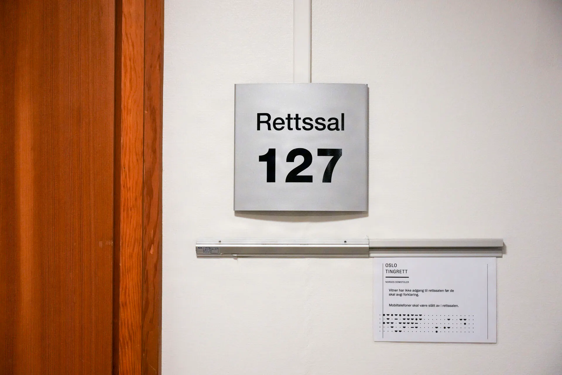 Det var her i retssal 127 i byretten i Oslo, hvor anmodningen om fodlænke til kronprinsessesønnen blev behandlet.