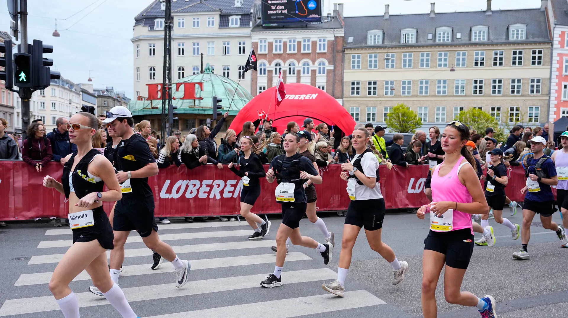 Til stor fare ved Copenhagen Marathon: 55-årig kvinde sigtet | SE og HØR